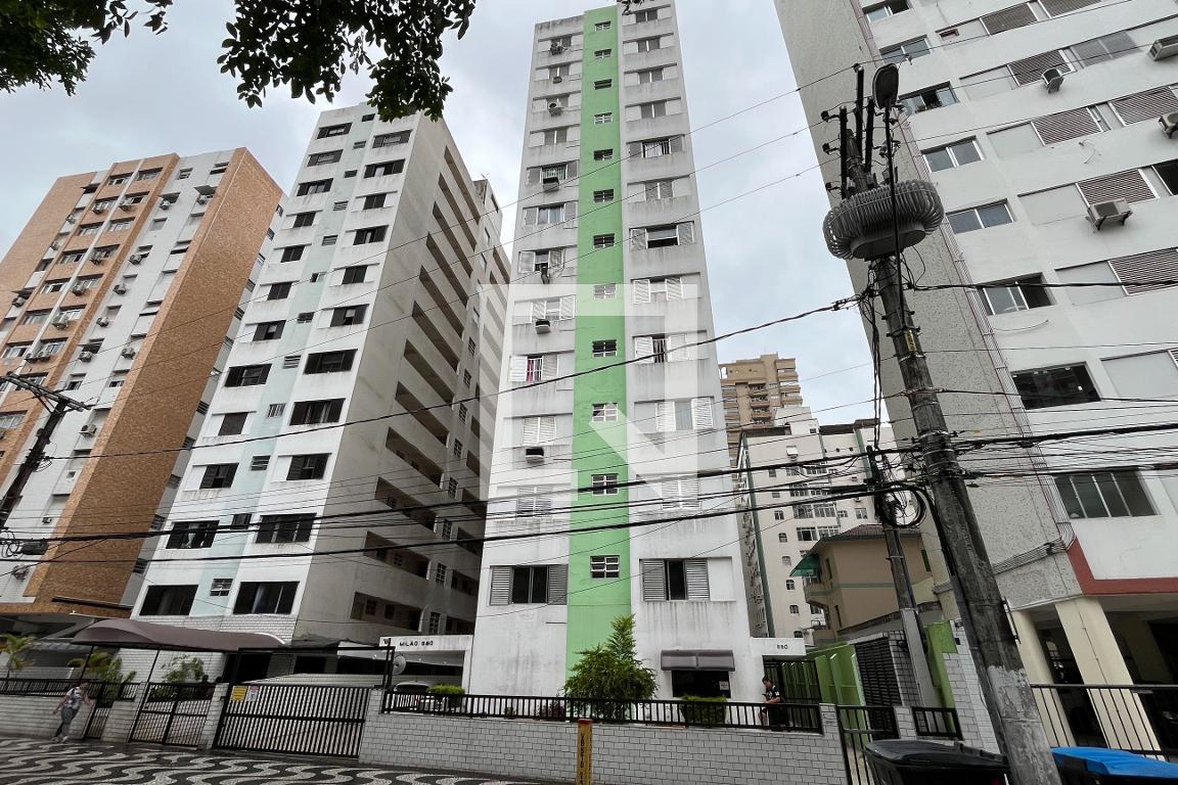 Fachada Condomínio Milão