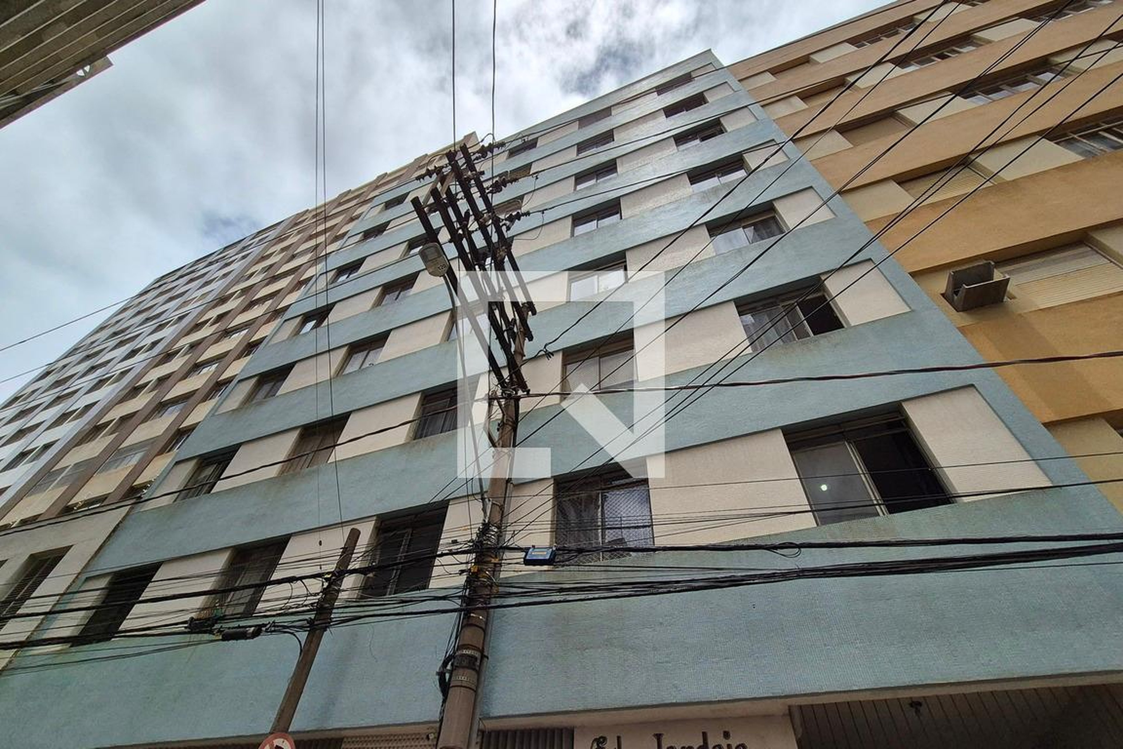 Fachada do Prédio Condomínio em Rua Doutor Quirino, 979