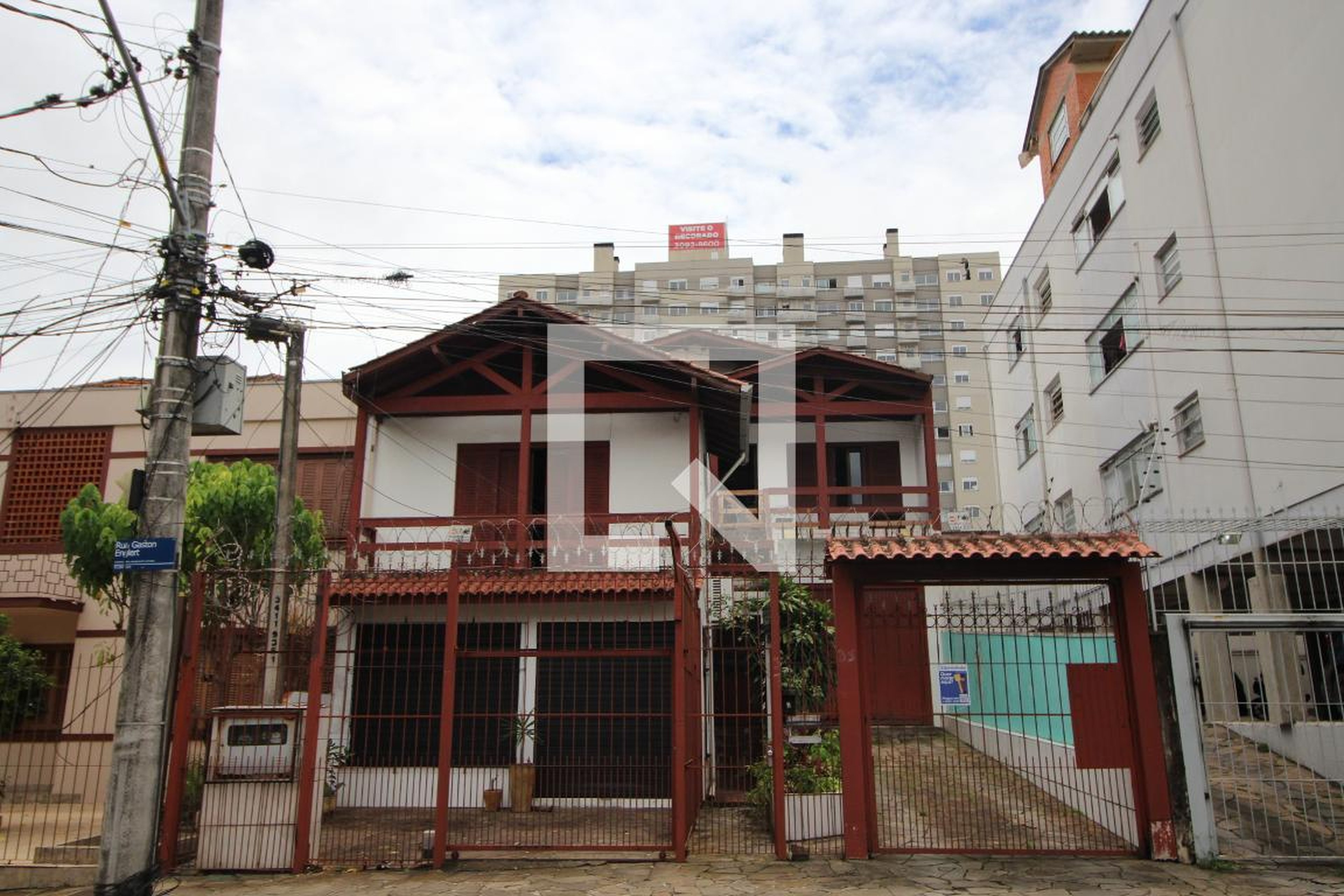 Fachada Condomínio em Rua Gaston Englert, 35