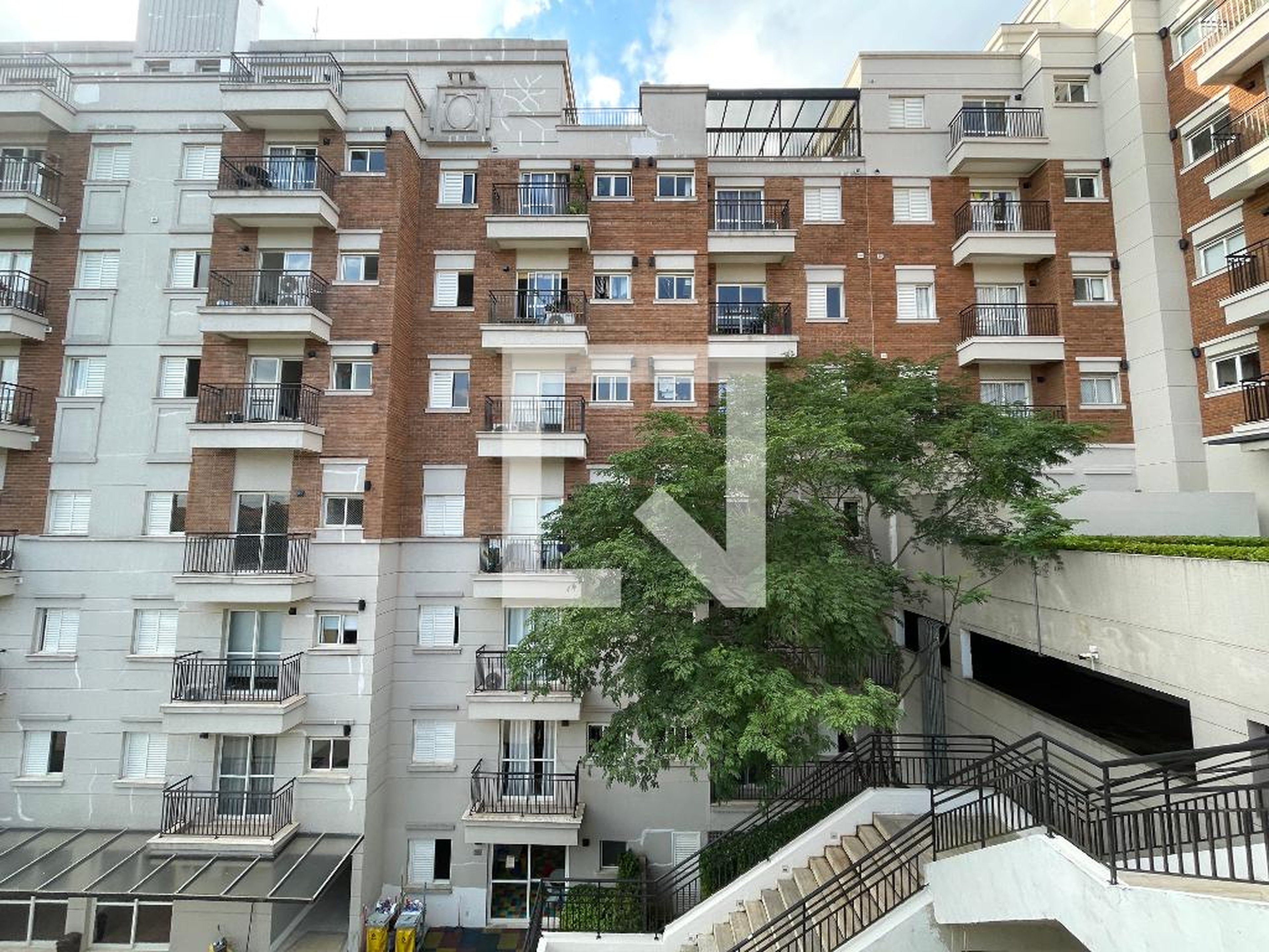 Fachada Condomínio Address Granja Vianna