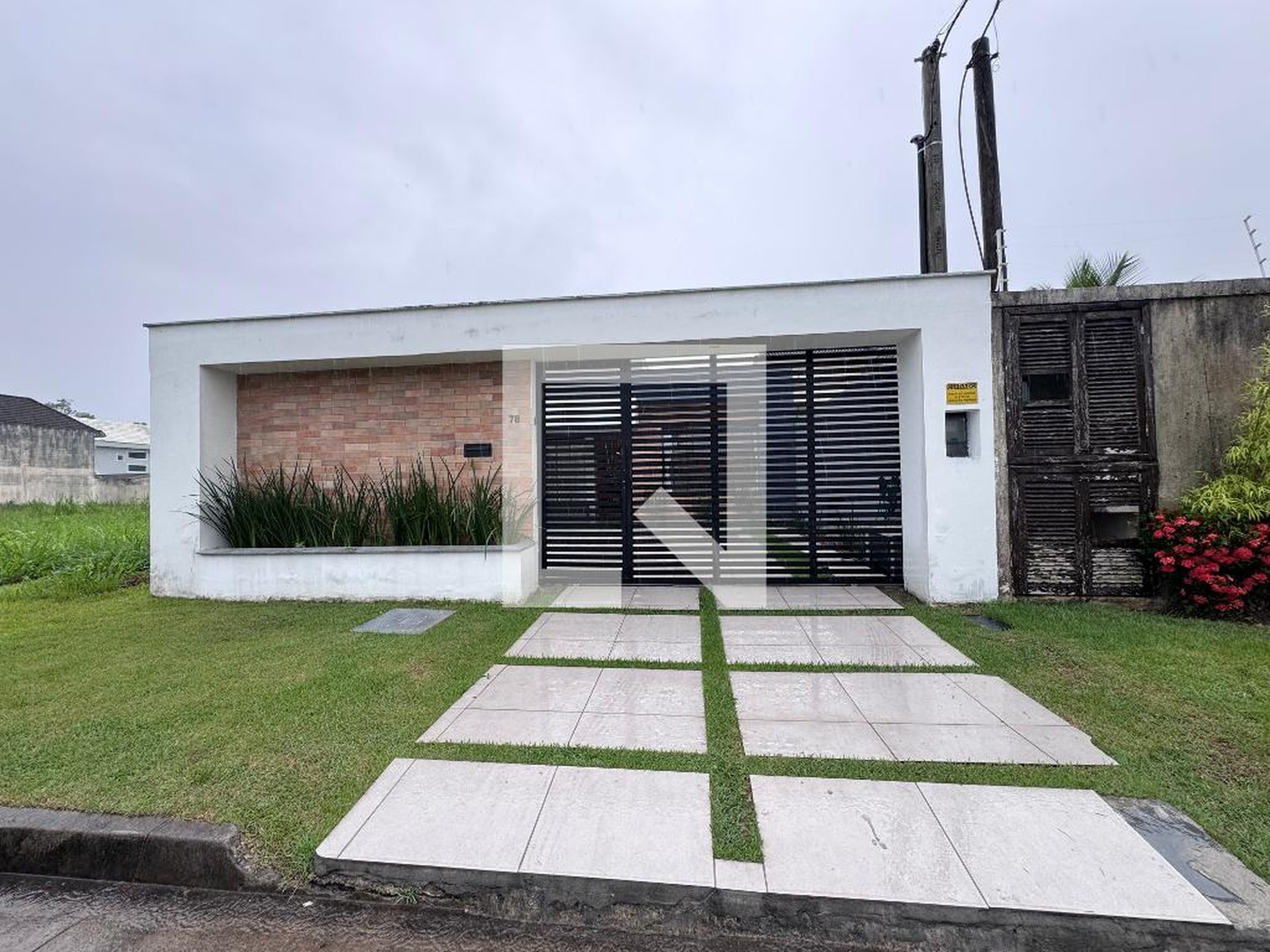 Fachada Condomínio em Rua Musico Luiz Chaves, 78