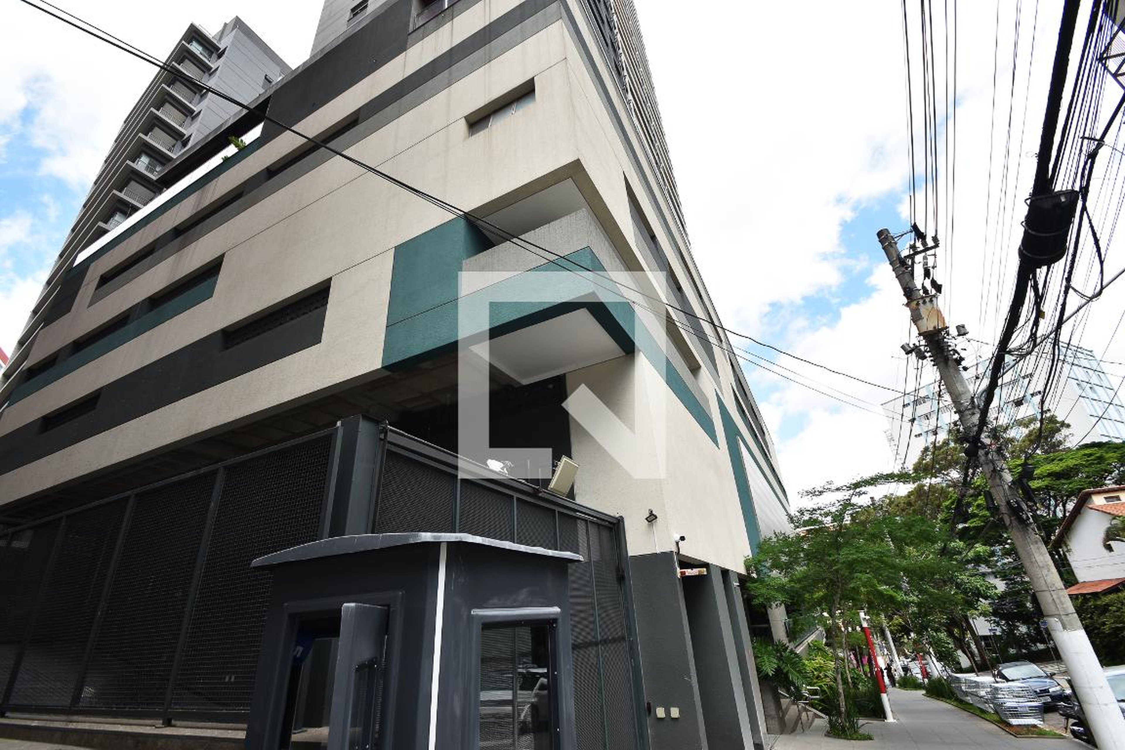 fachada do predio Condomínio Misce Vila Madalena