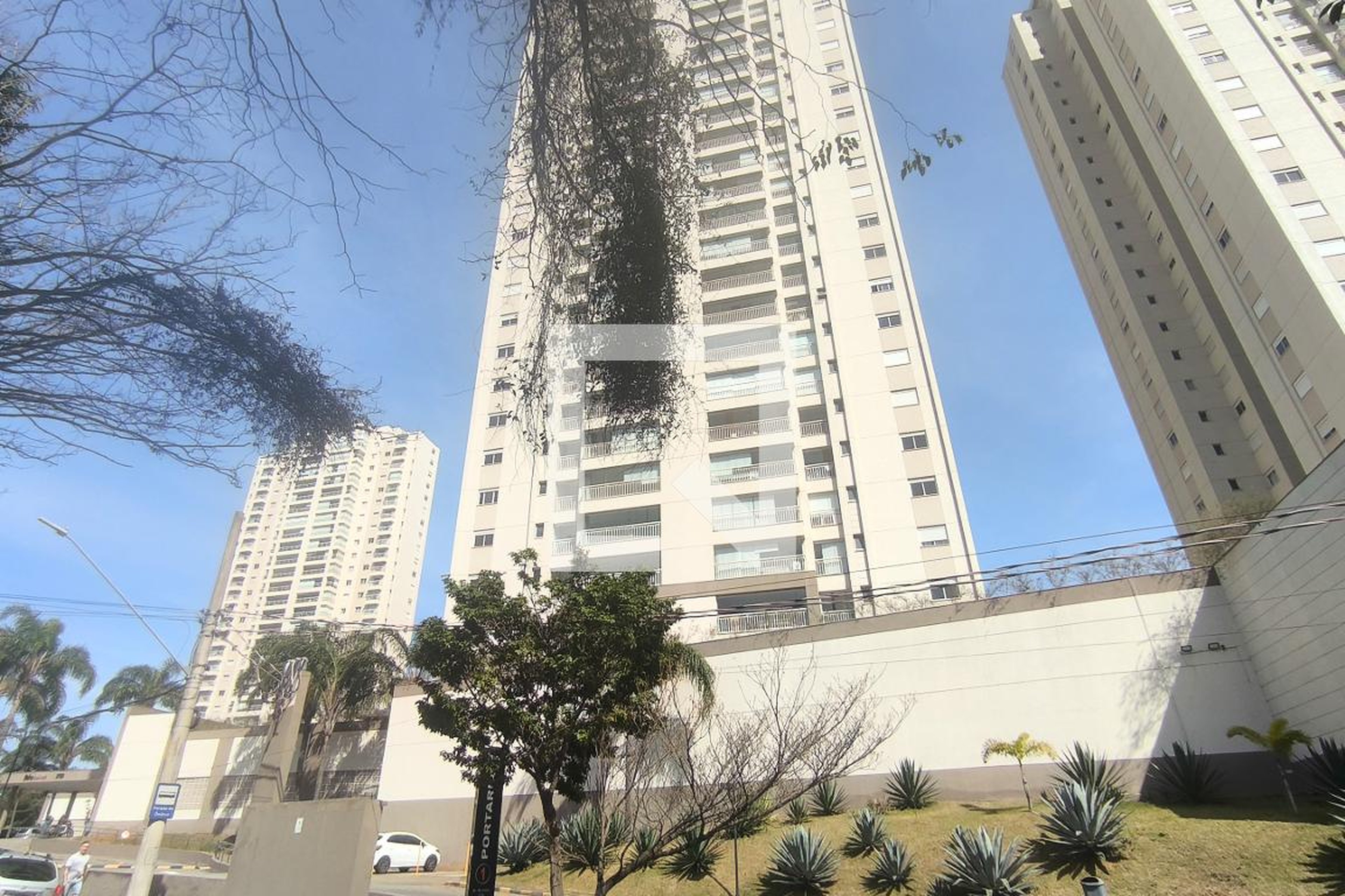 Fachada Condomínio Pateo Catalunya