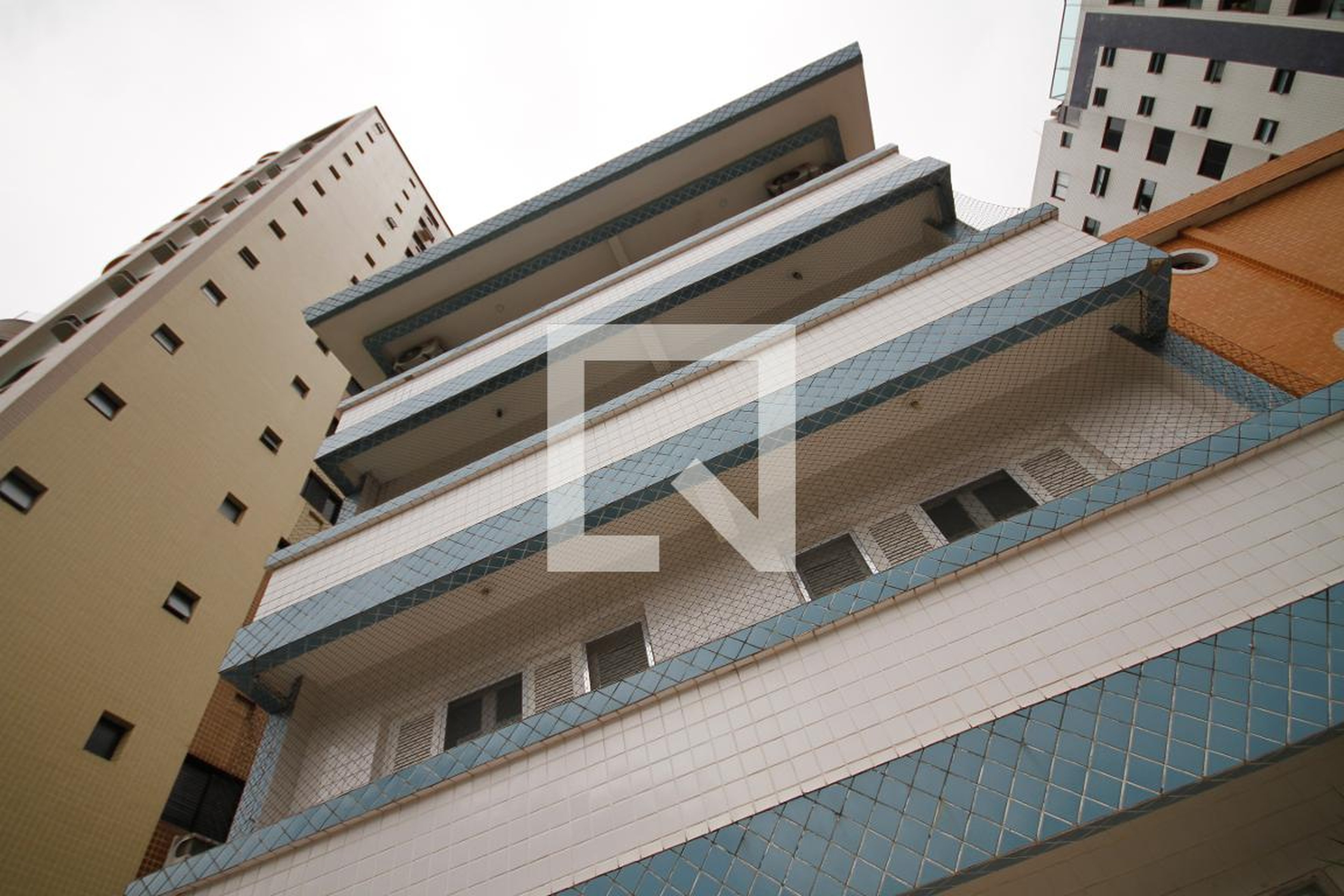 Fachada Condomínio em Rua Marechal Juarez Távora, 21