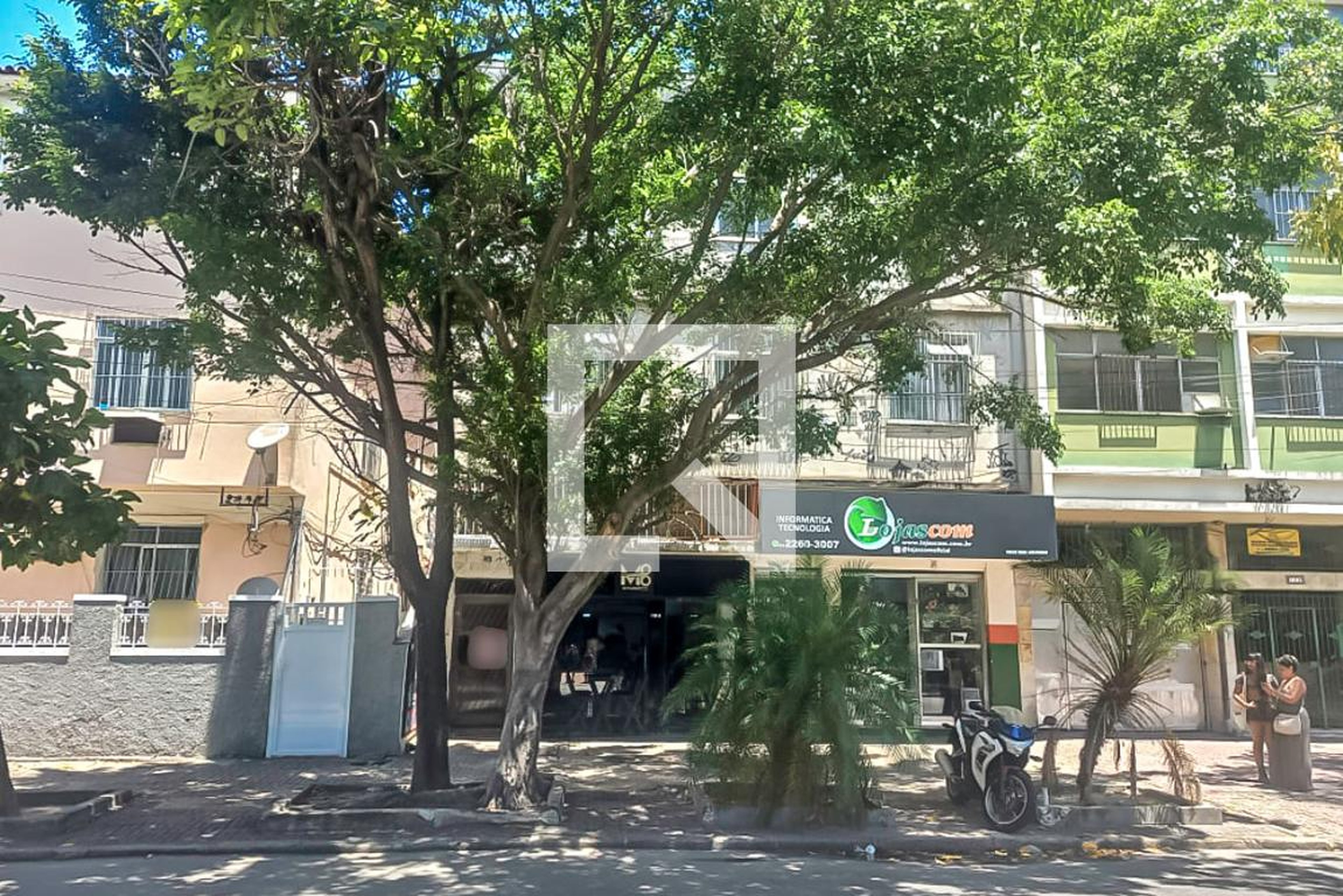 Fachada do Prédio Condomínio em Avenida Nova York, 138