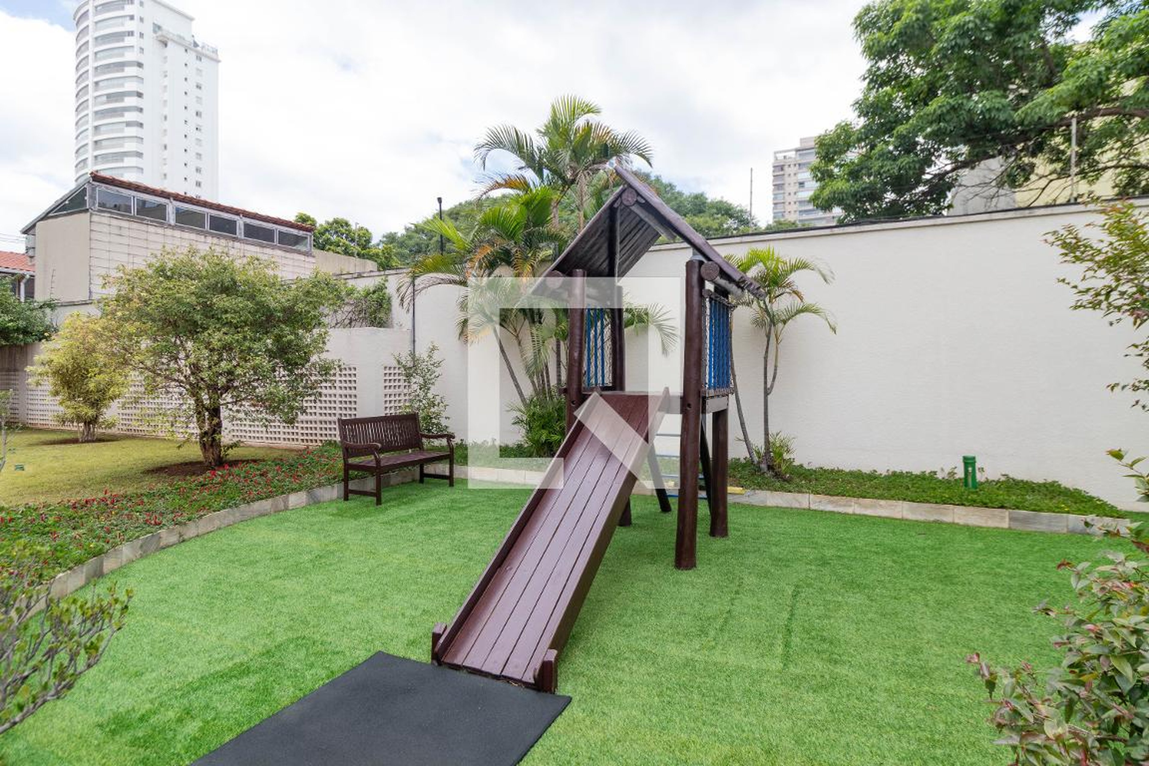 Playground - Vila Romana Boulevard