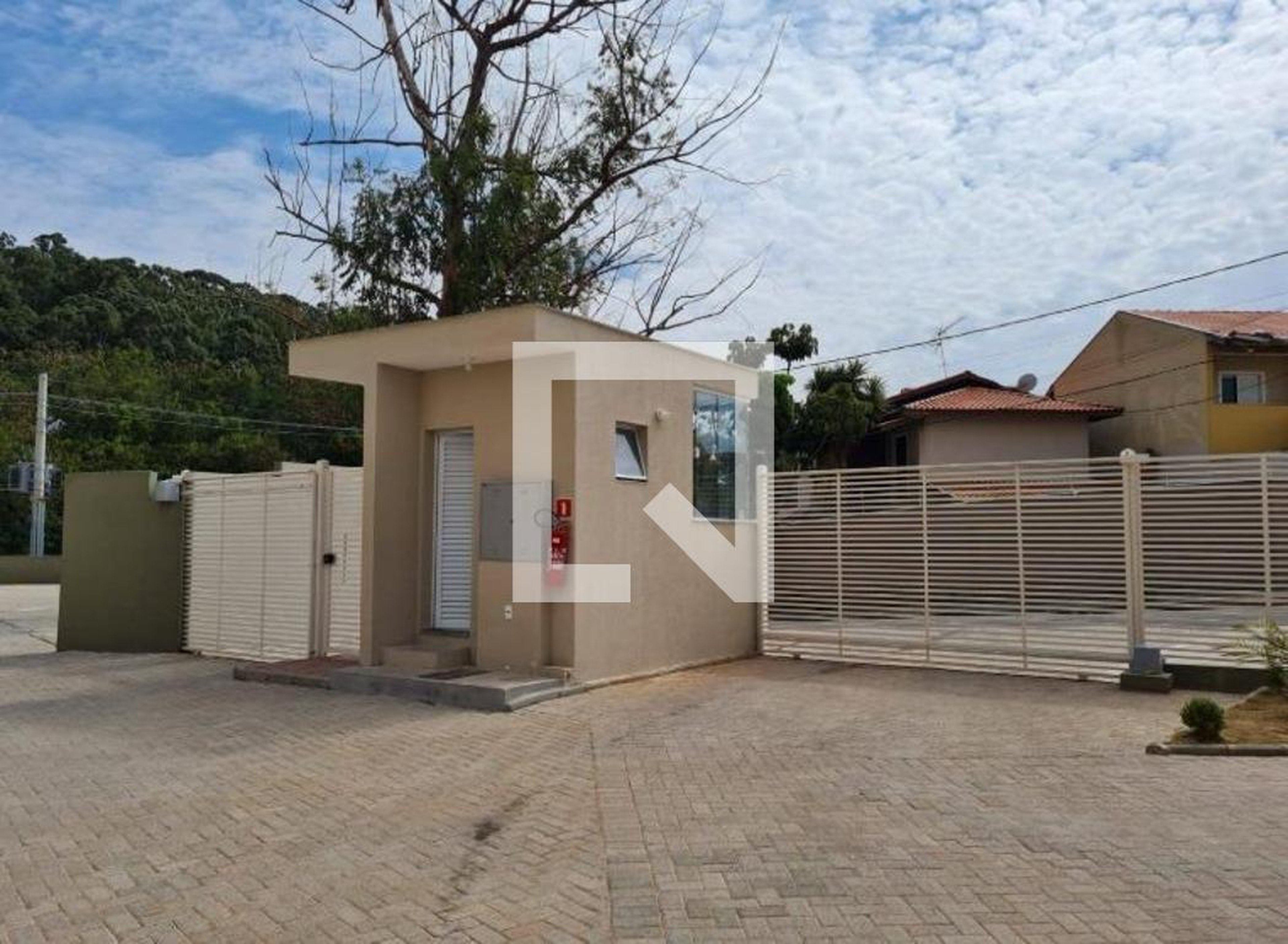 fachada Condomínio Royal Garden