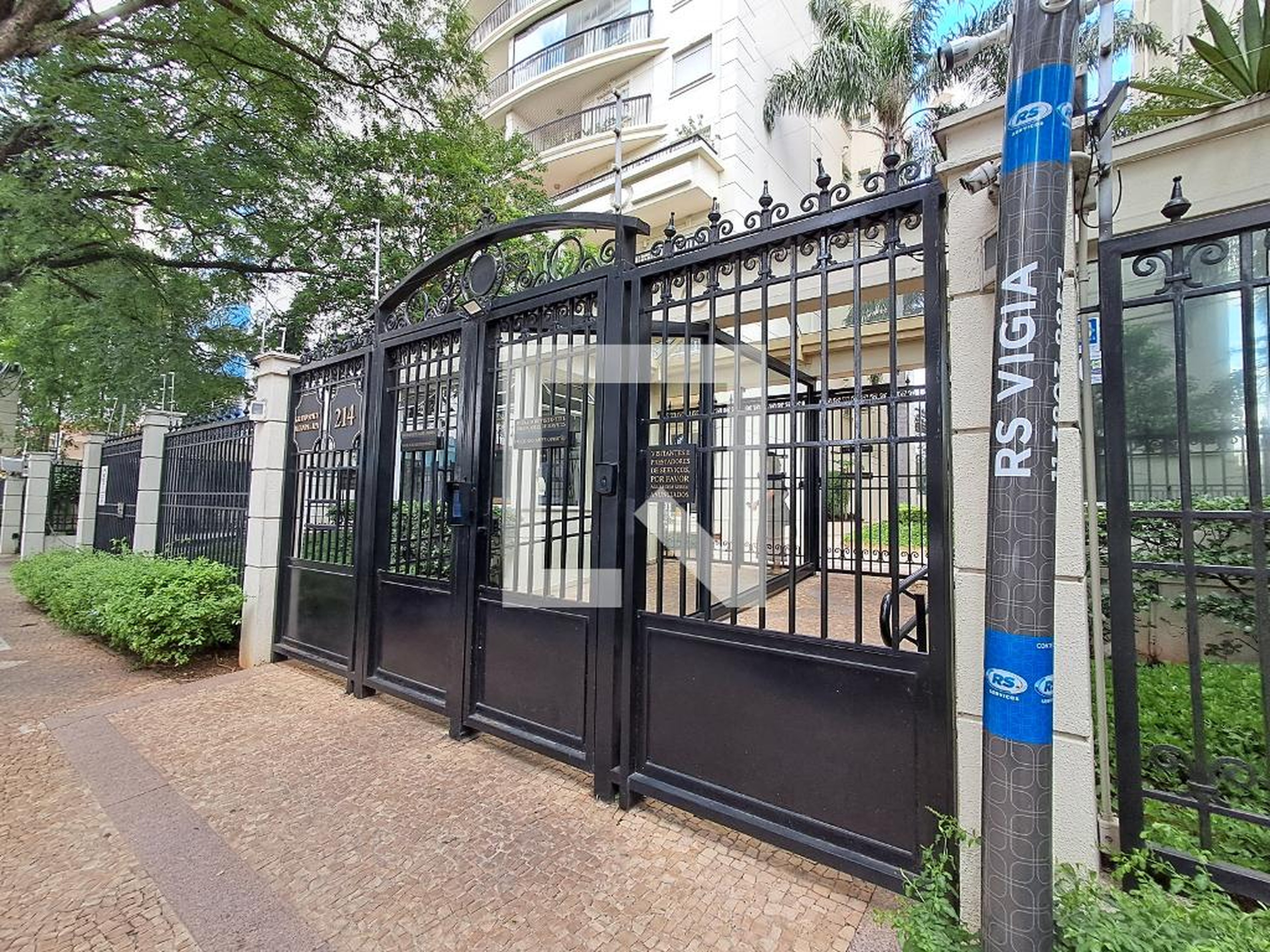 Fachada Condomínio Grand Space Alto da Lapa