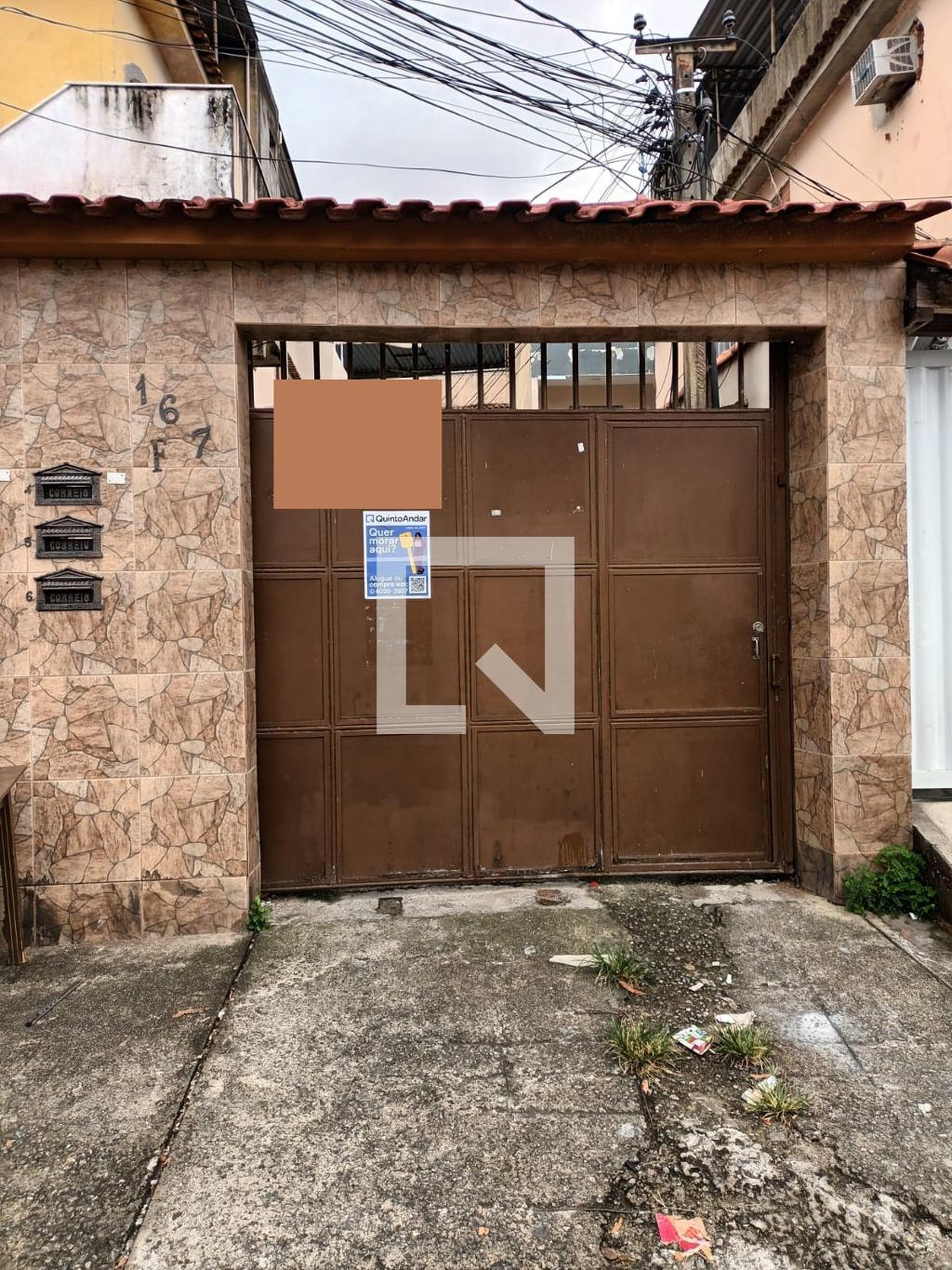 Fachada Condomínio em Rua Ouro Preto, 165