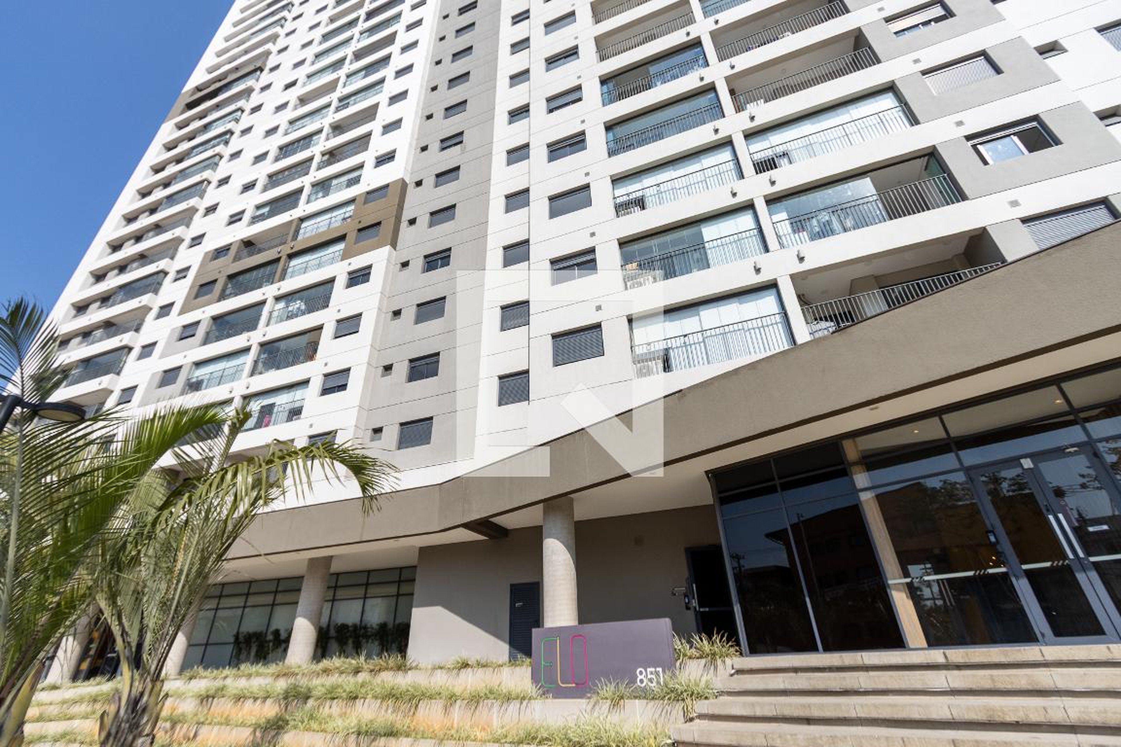 Fachada do Condomínio Condomínio Caminhos da Lapa  Elo