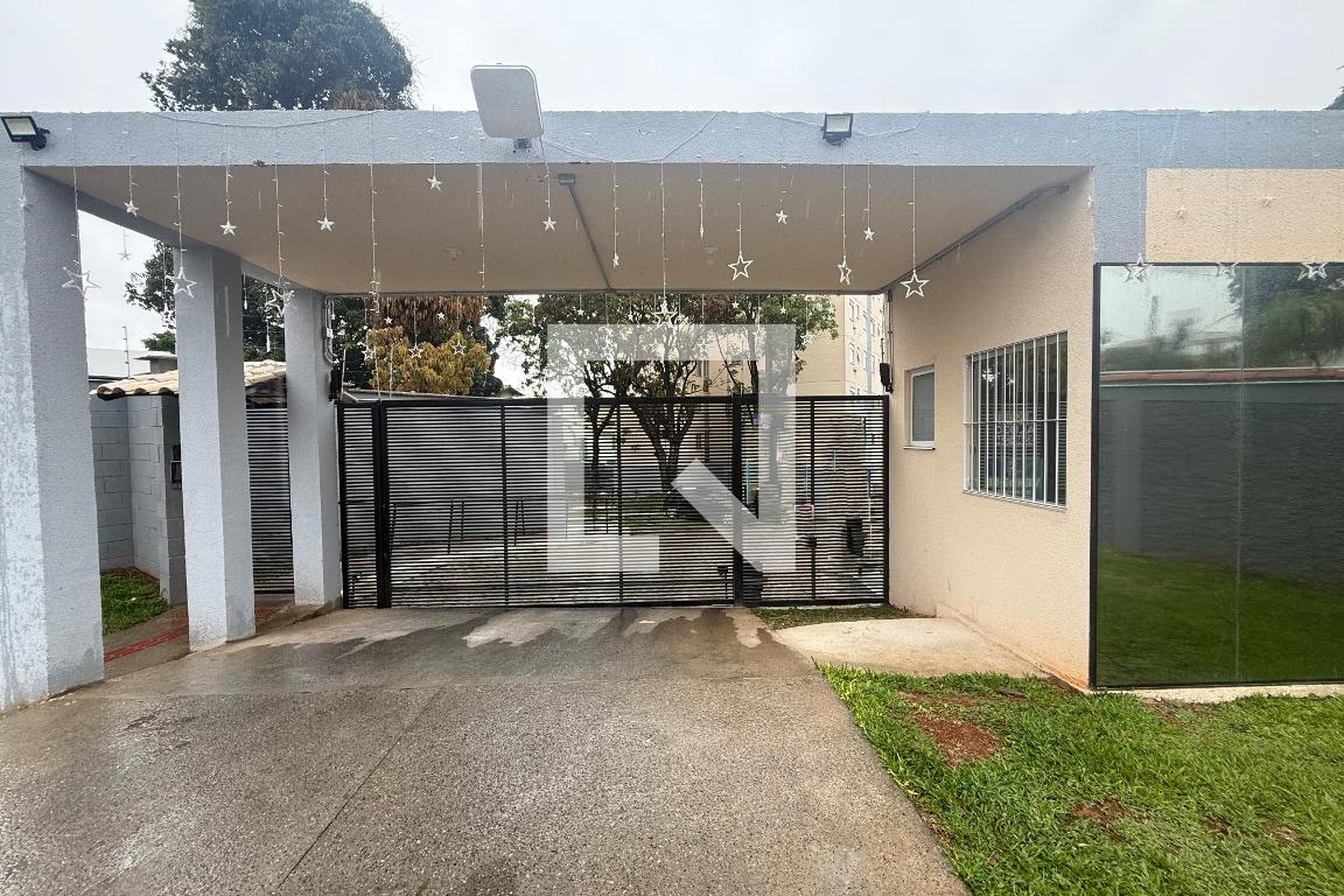 Fachada Condomínio em Rua Diamantina, 238