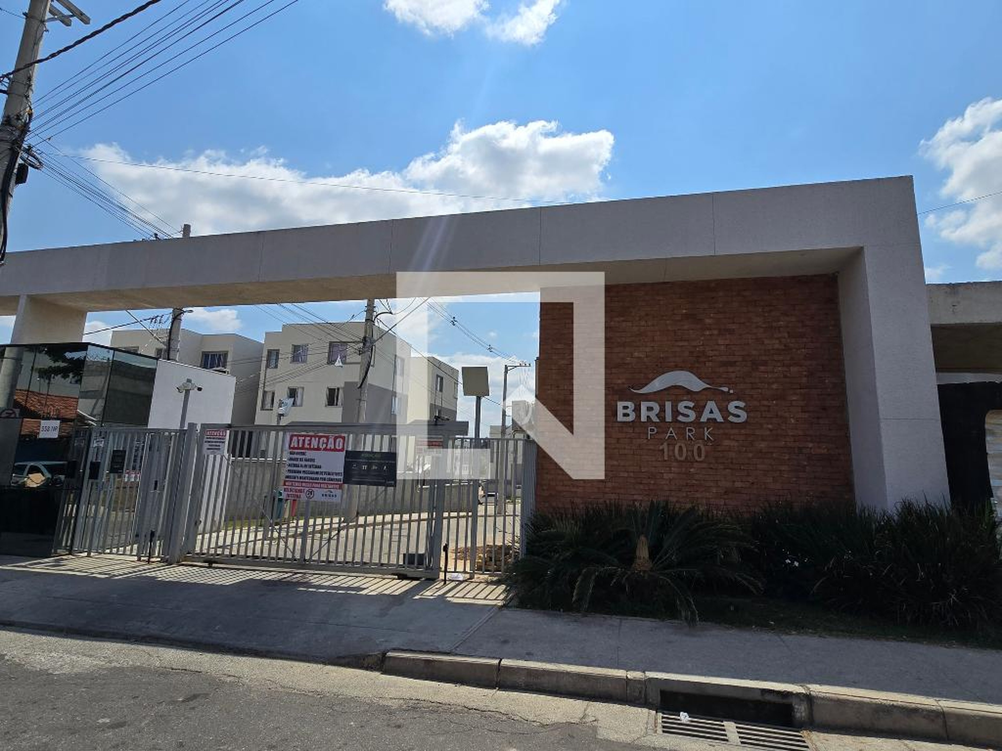 Fachada Condomínio Brisas Park