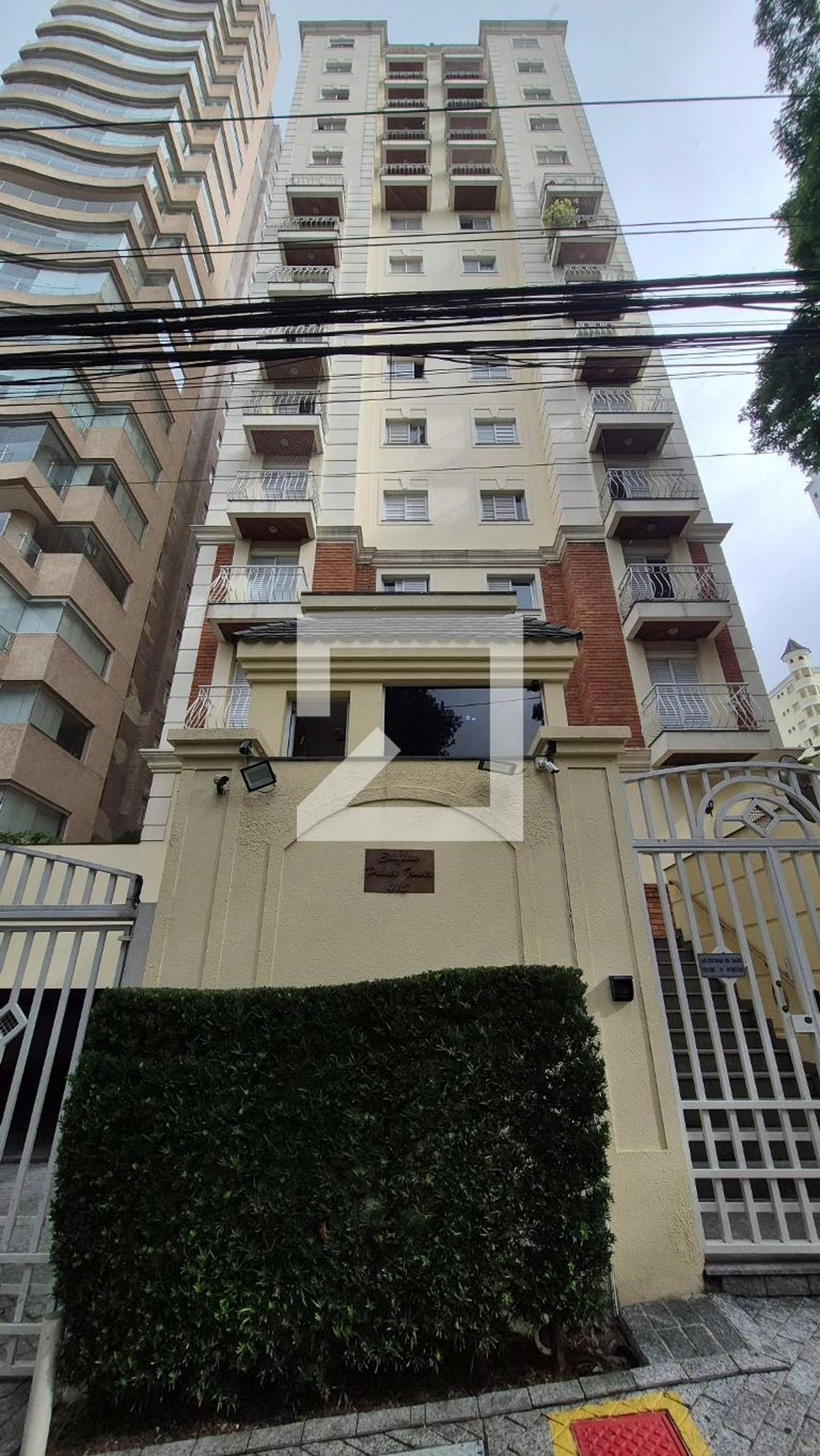 Fachada Condomínio Prince Tower