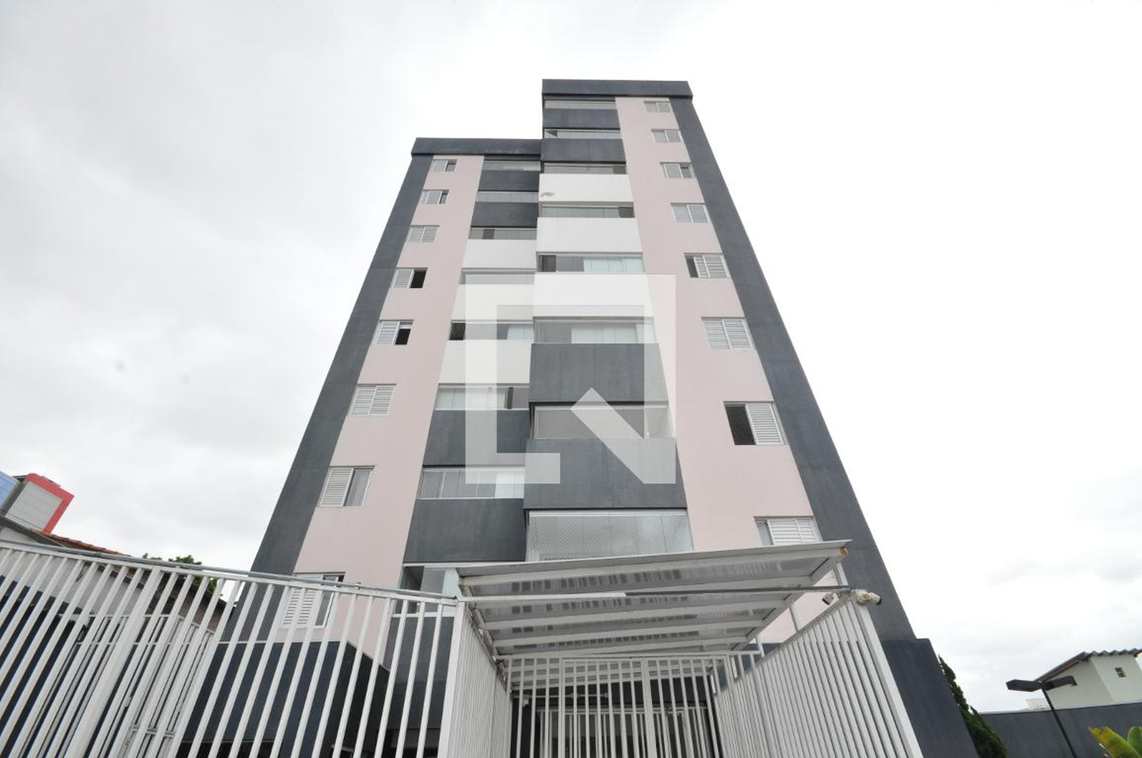 Fachada Condomínio Elementare Vila Mazzei