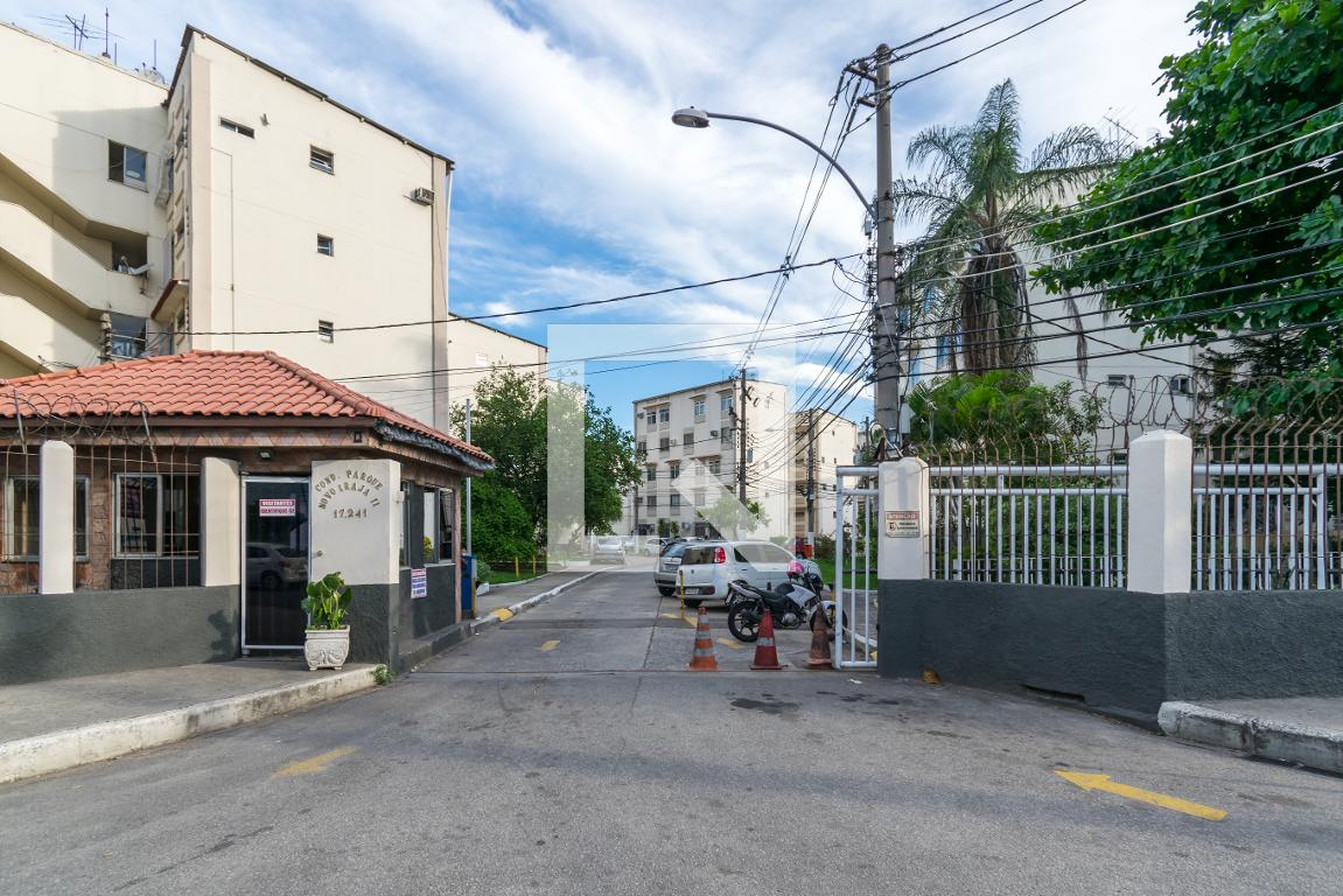 Fachada do Condomínio Condomínio Parque Novo Irajá II