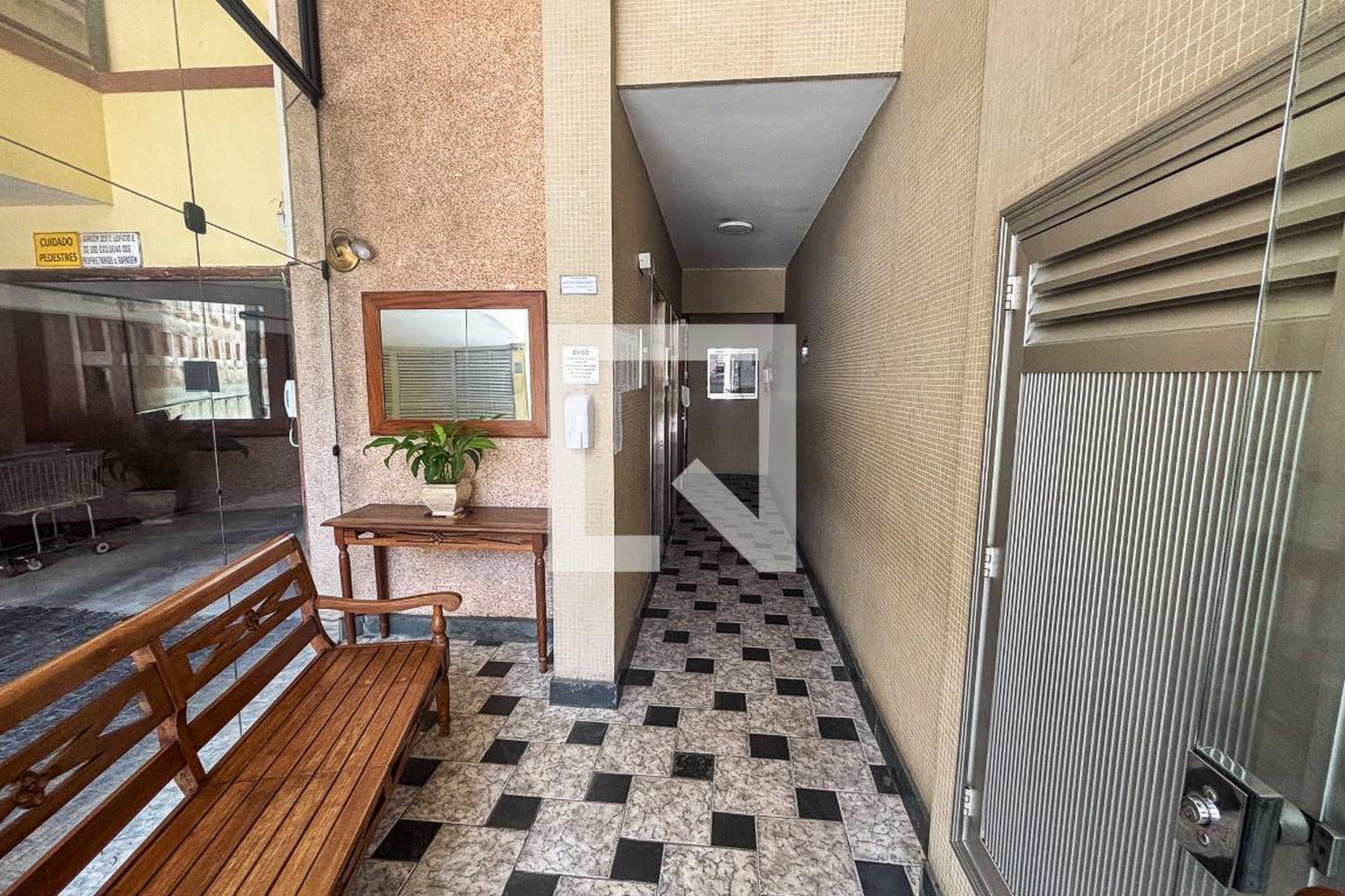 hall de entrada - São Carlos