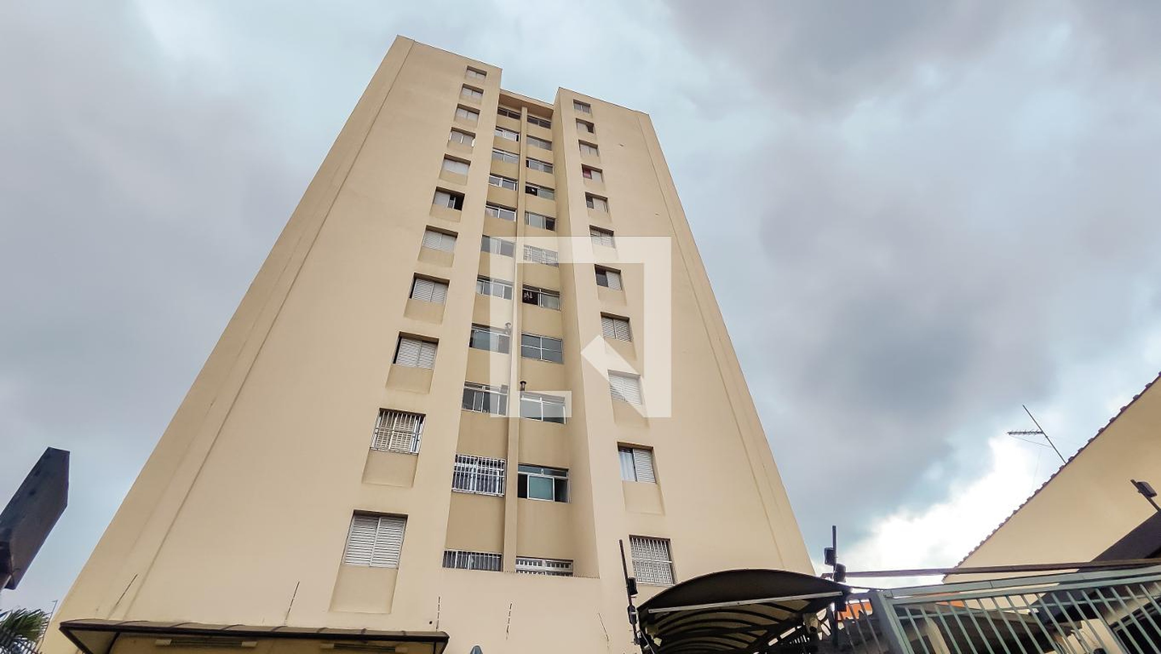 Fachada do Prédio Condomínio Pollu I Residencial