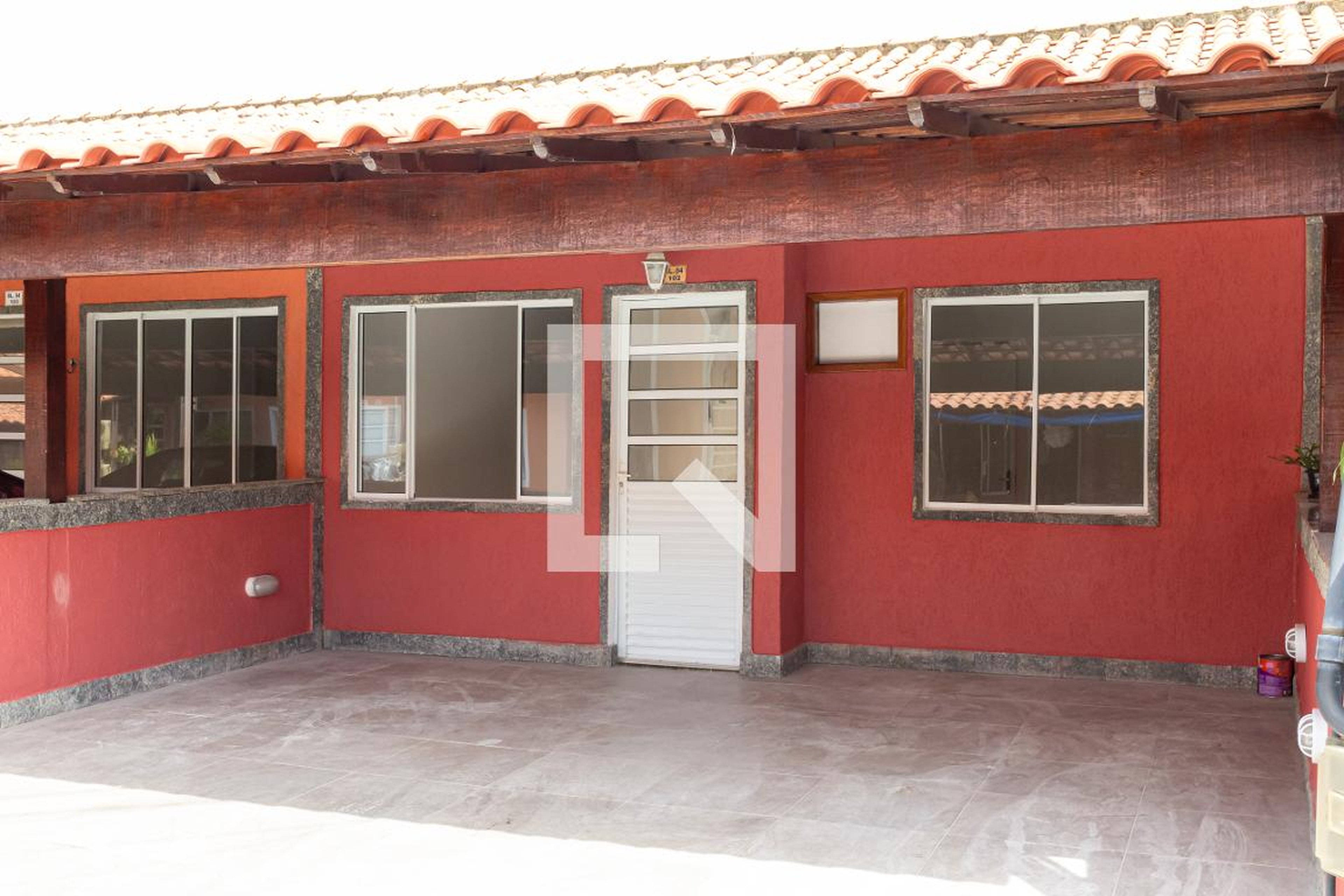 Fachada Condomínio em Rua Itaúnas, 201