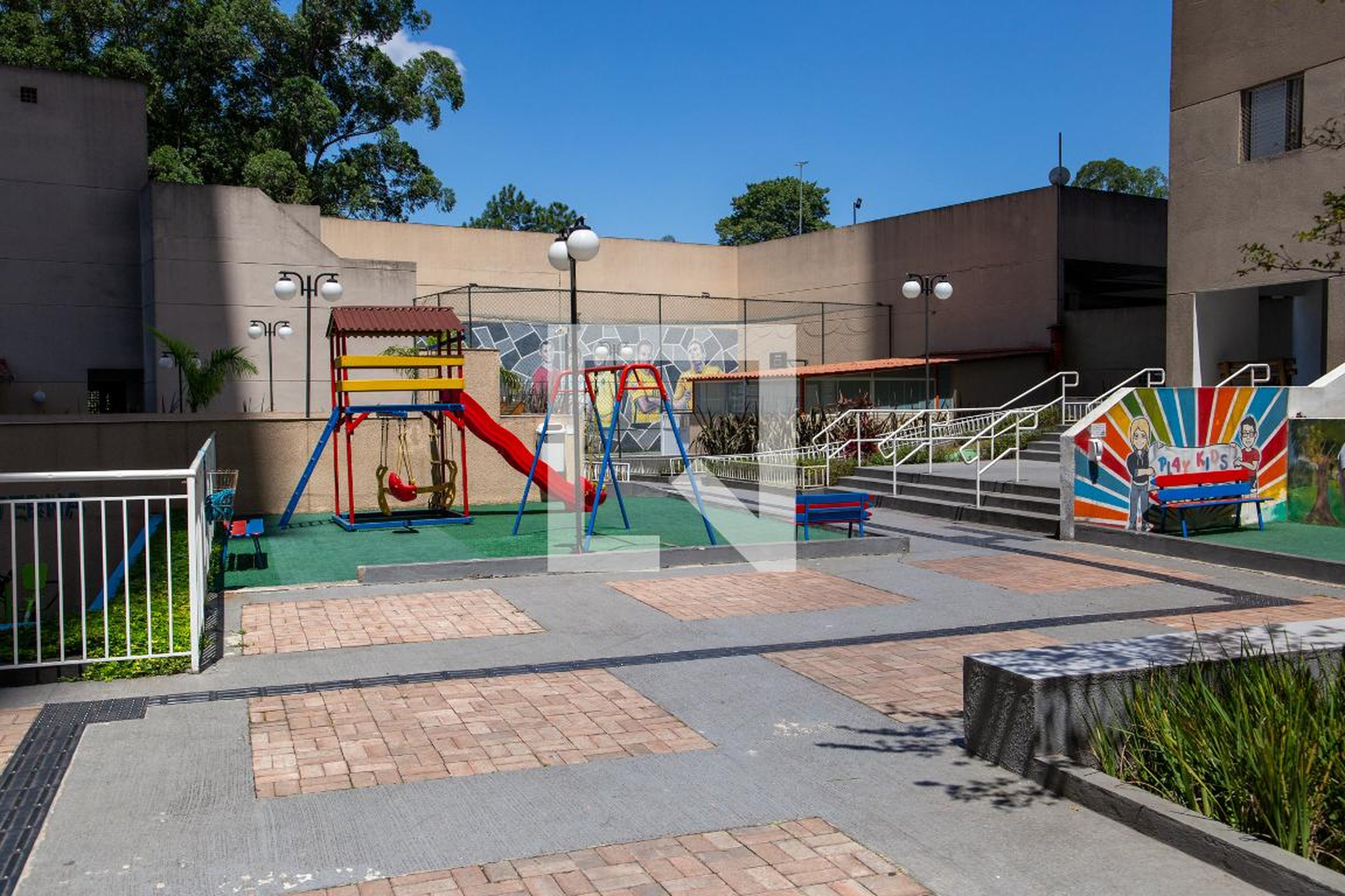 Área comum - A Praça Diadema. II