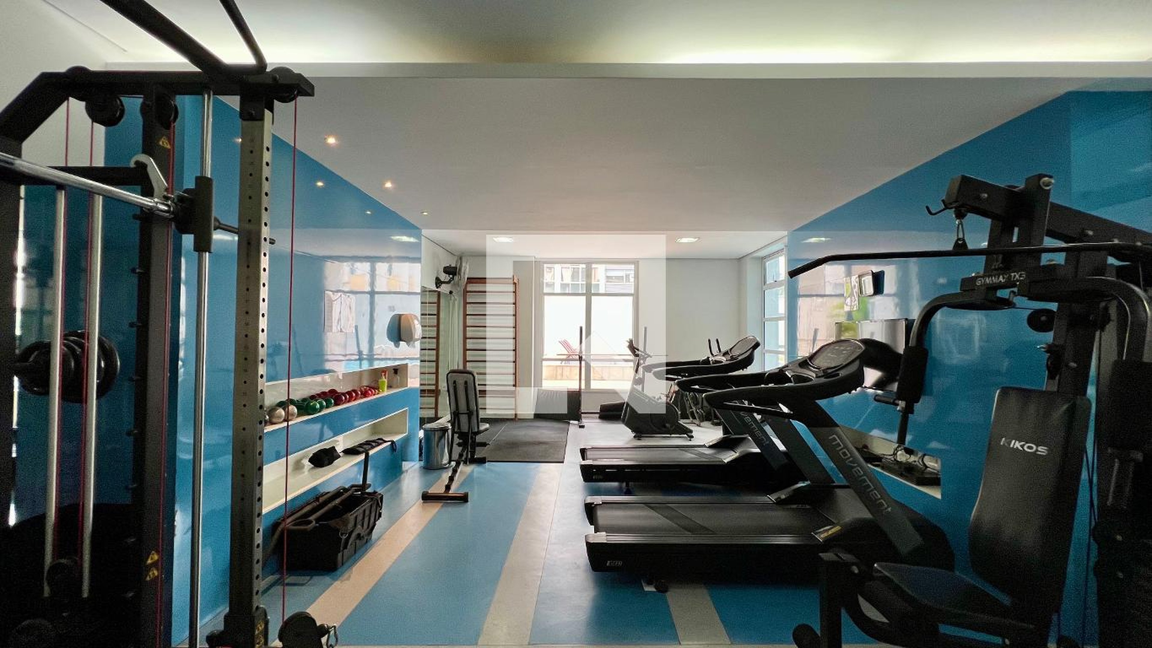 Academia - Vitrine Mourato