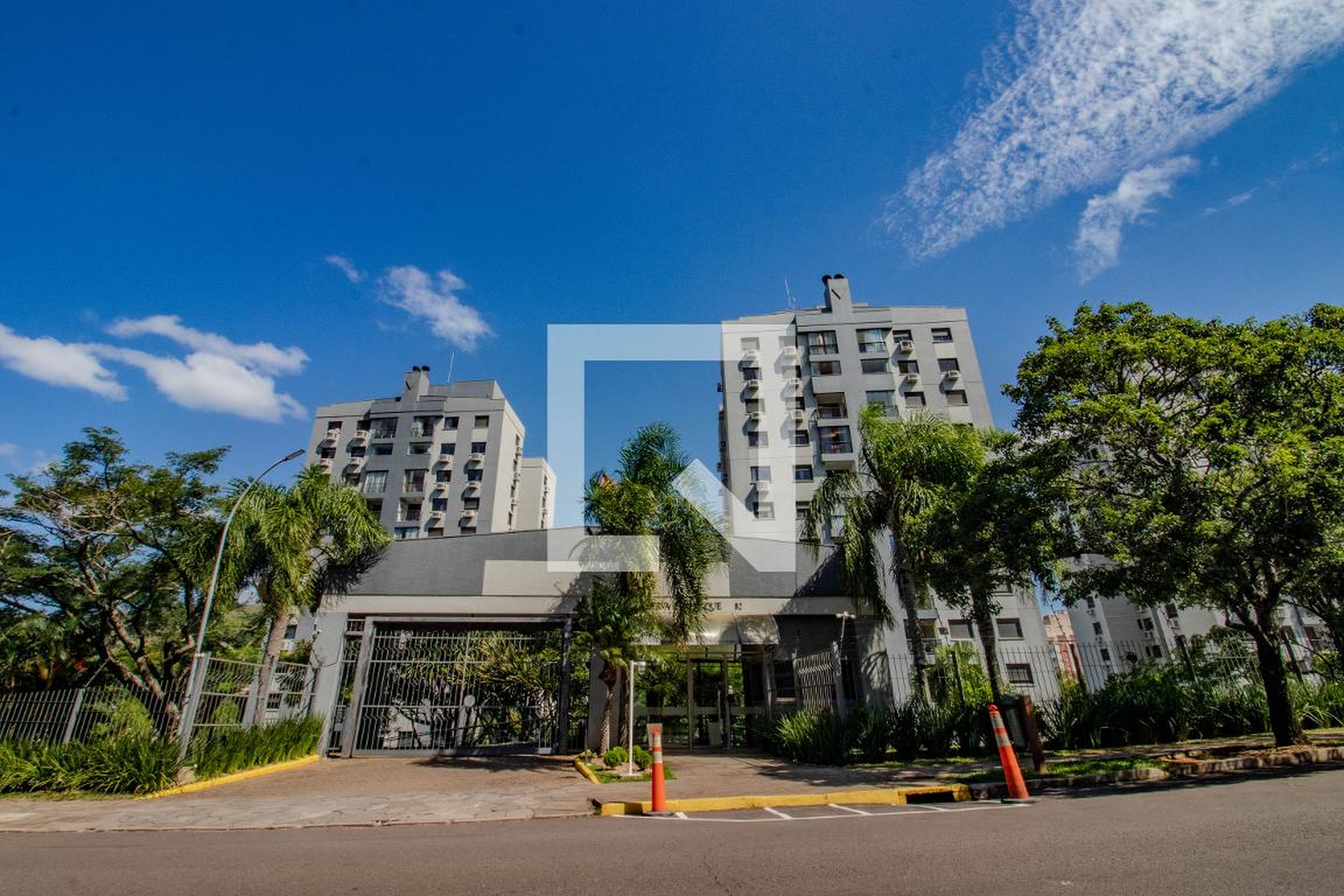 Fachada Condomínio Reserva do Parque