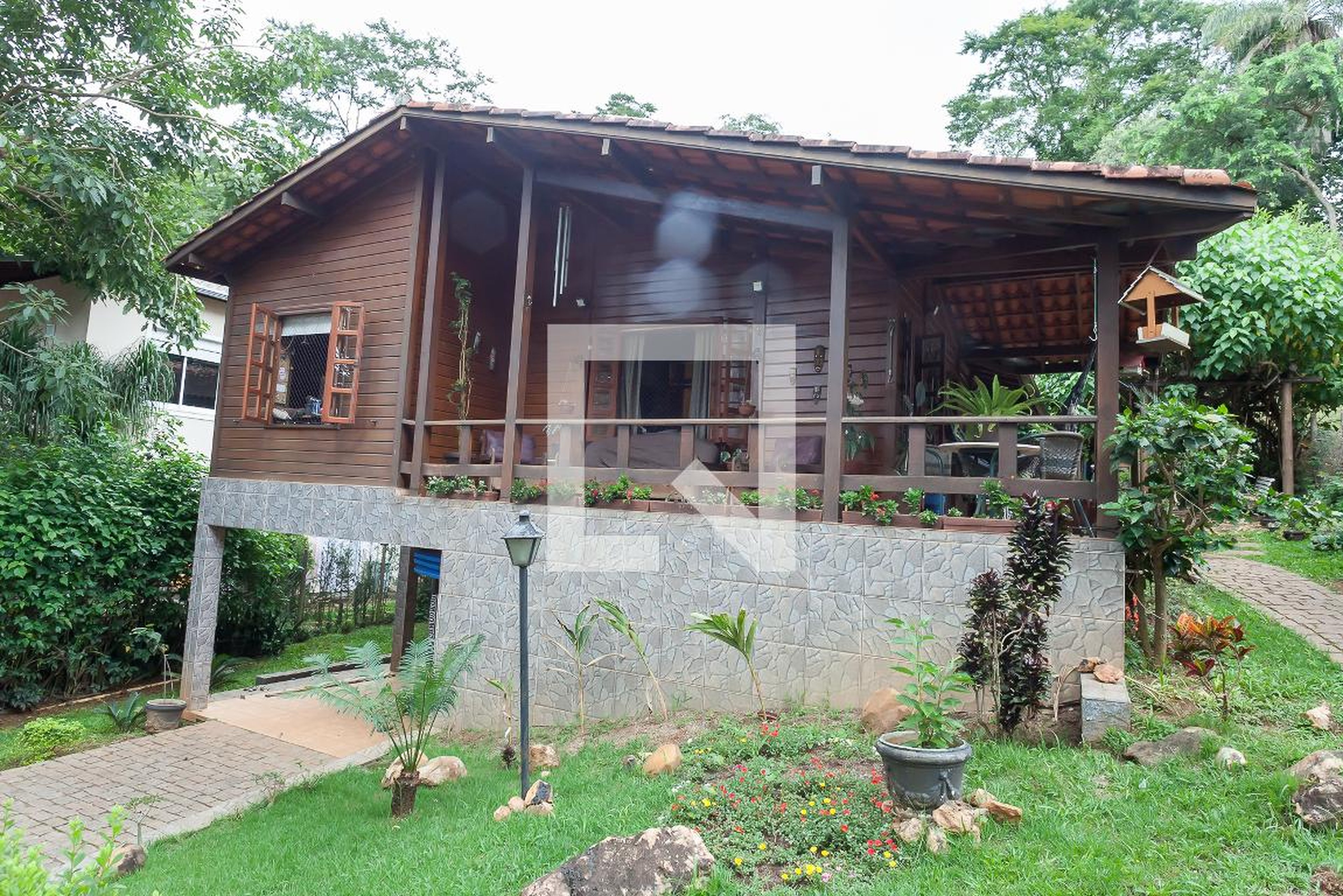 Fachada Condomínio em Rua Vereda da Brisa, 354