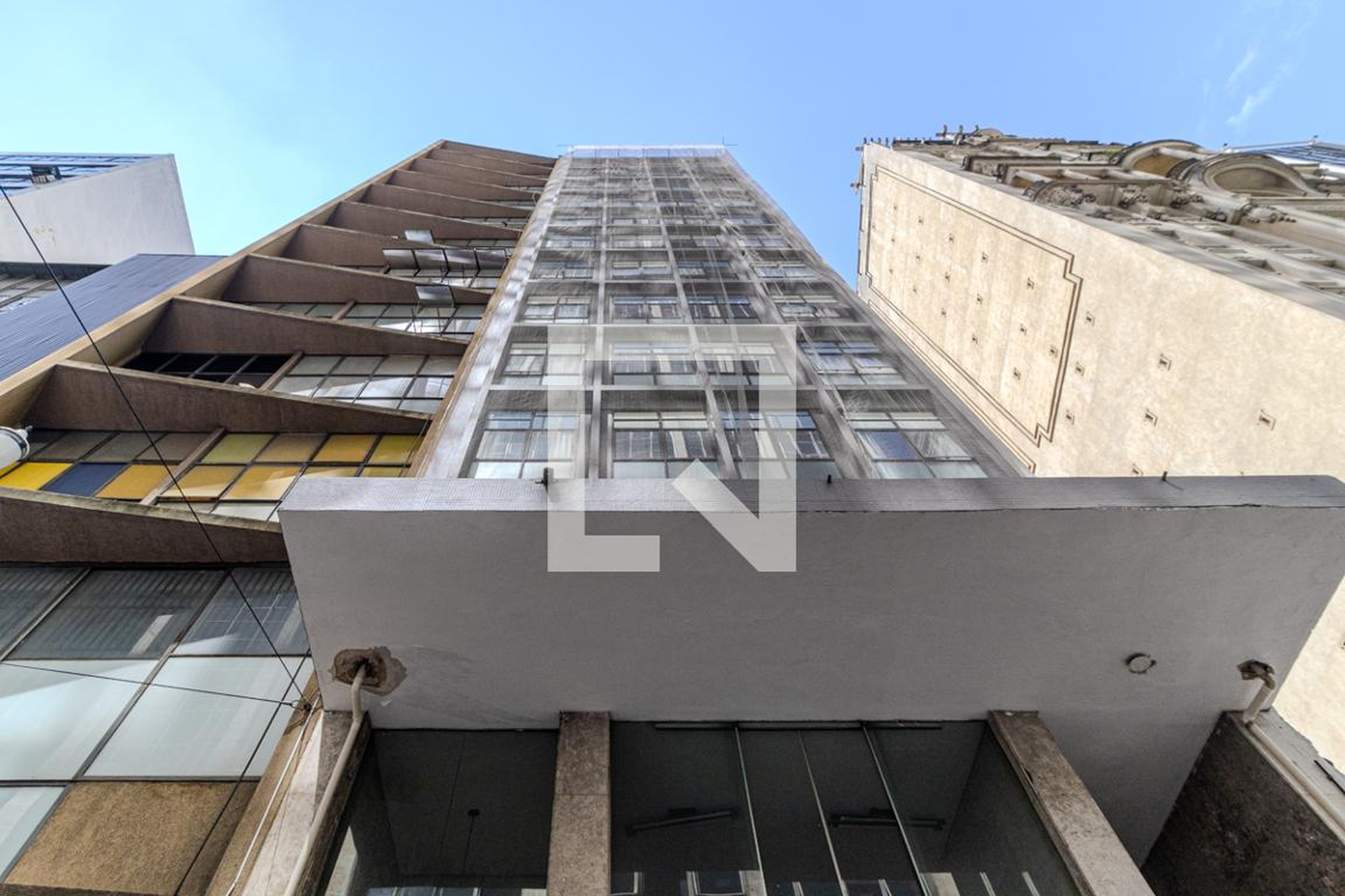 Fachada Condomínio em Rua Líbero Badaró, 370