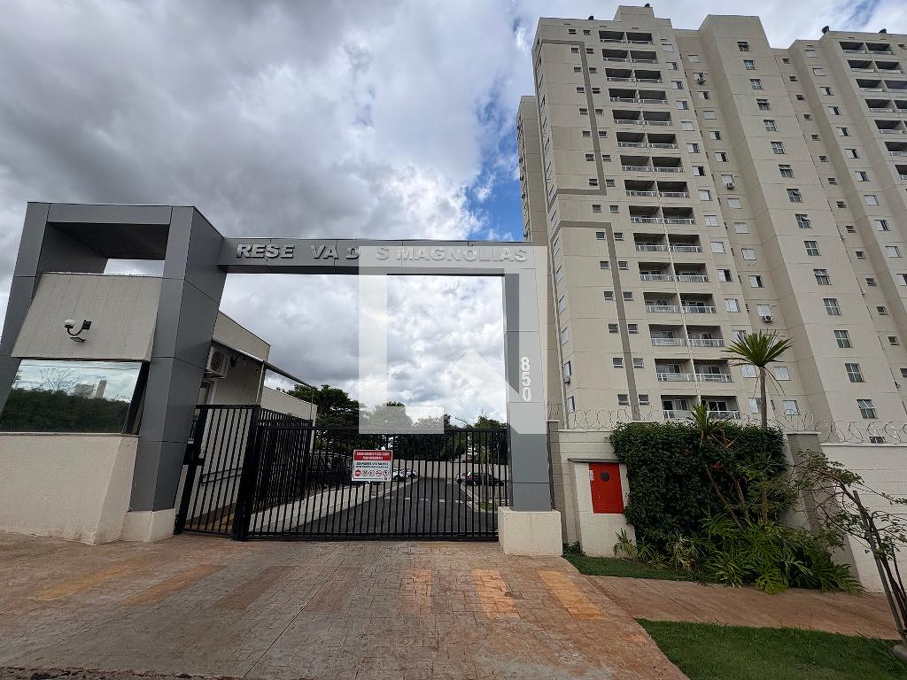 Fachada Condomínio Reserva das Magnólias