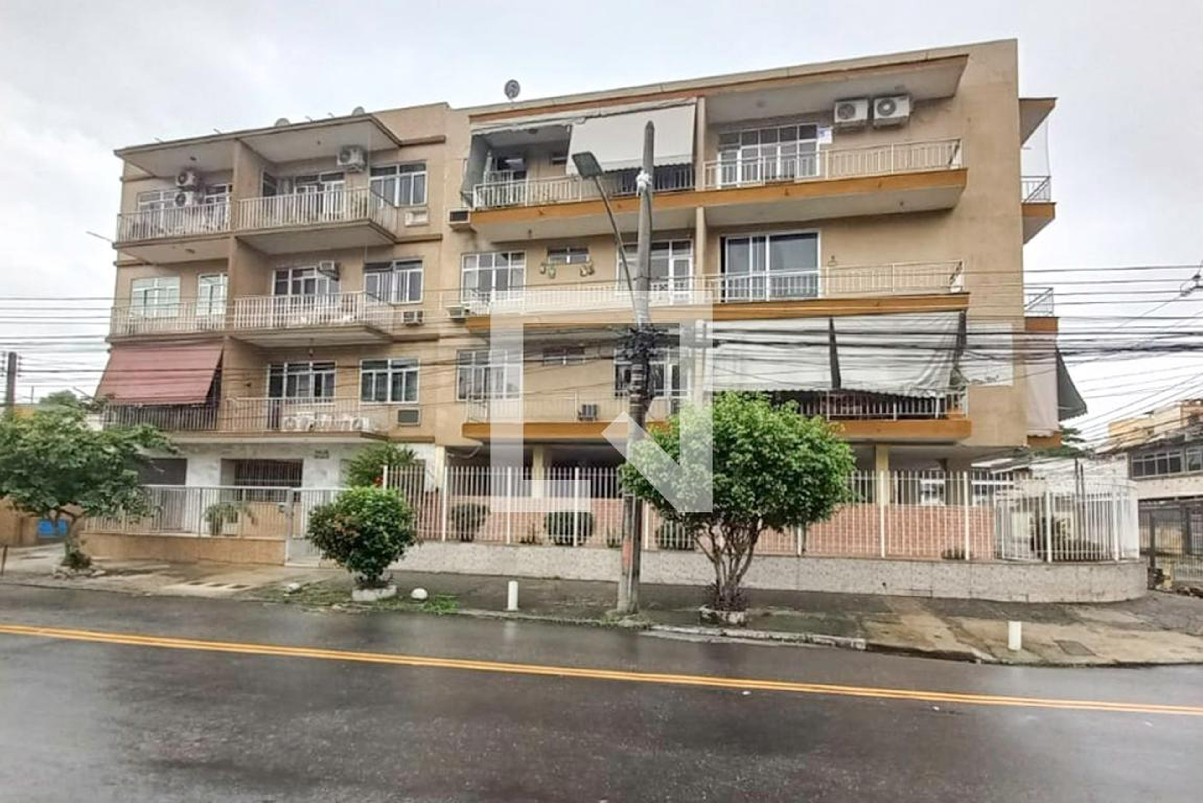 Fachada do Prédio Condomínio em Rua Soldado Geraldo Elías, 35