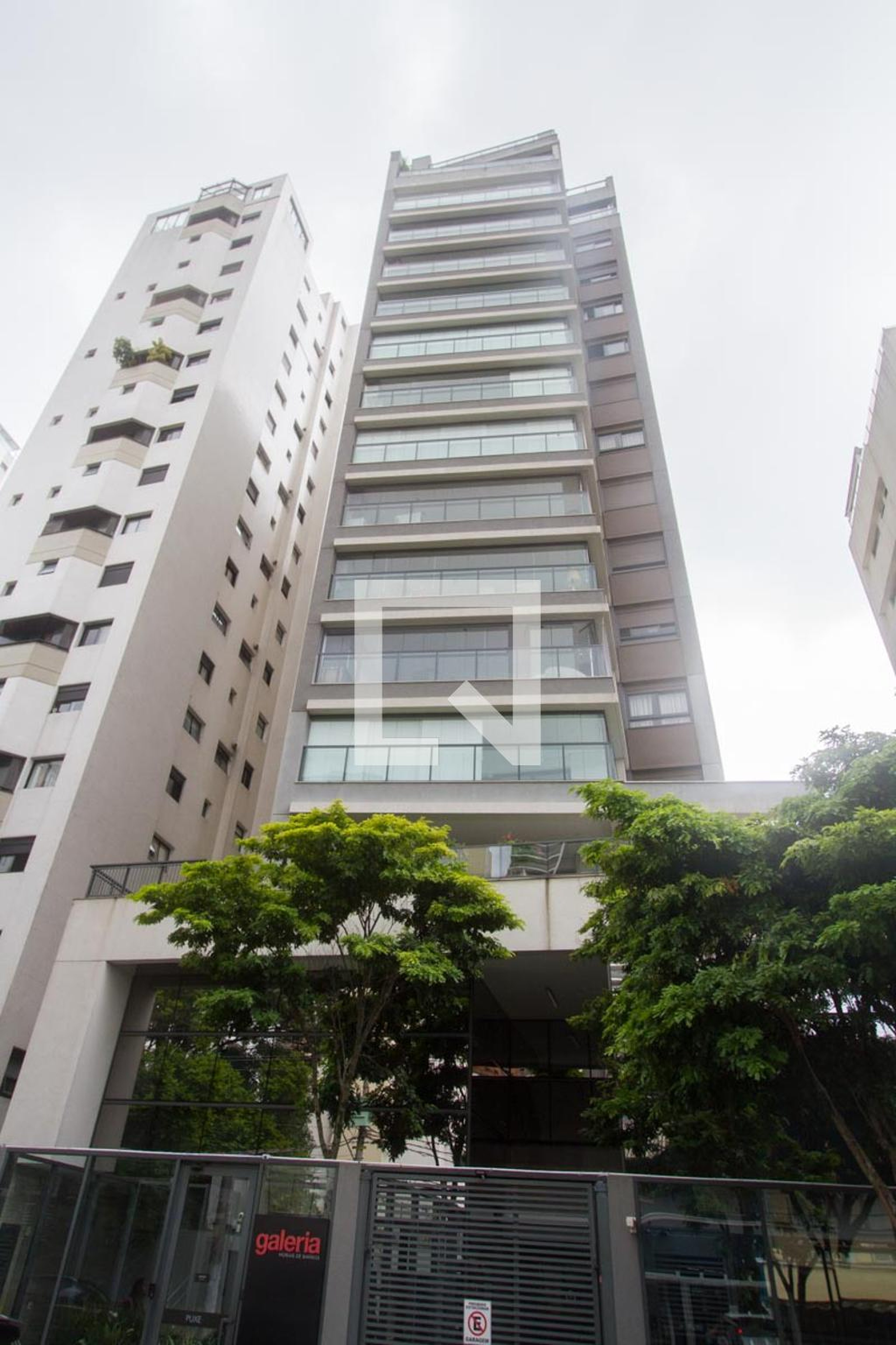 Fachada Condomínio Galeria Morais de Barros