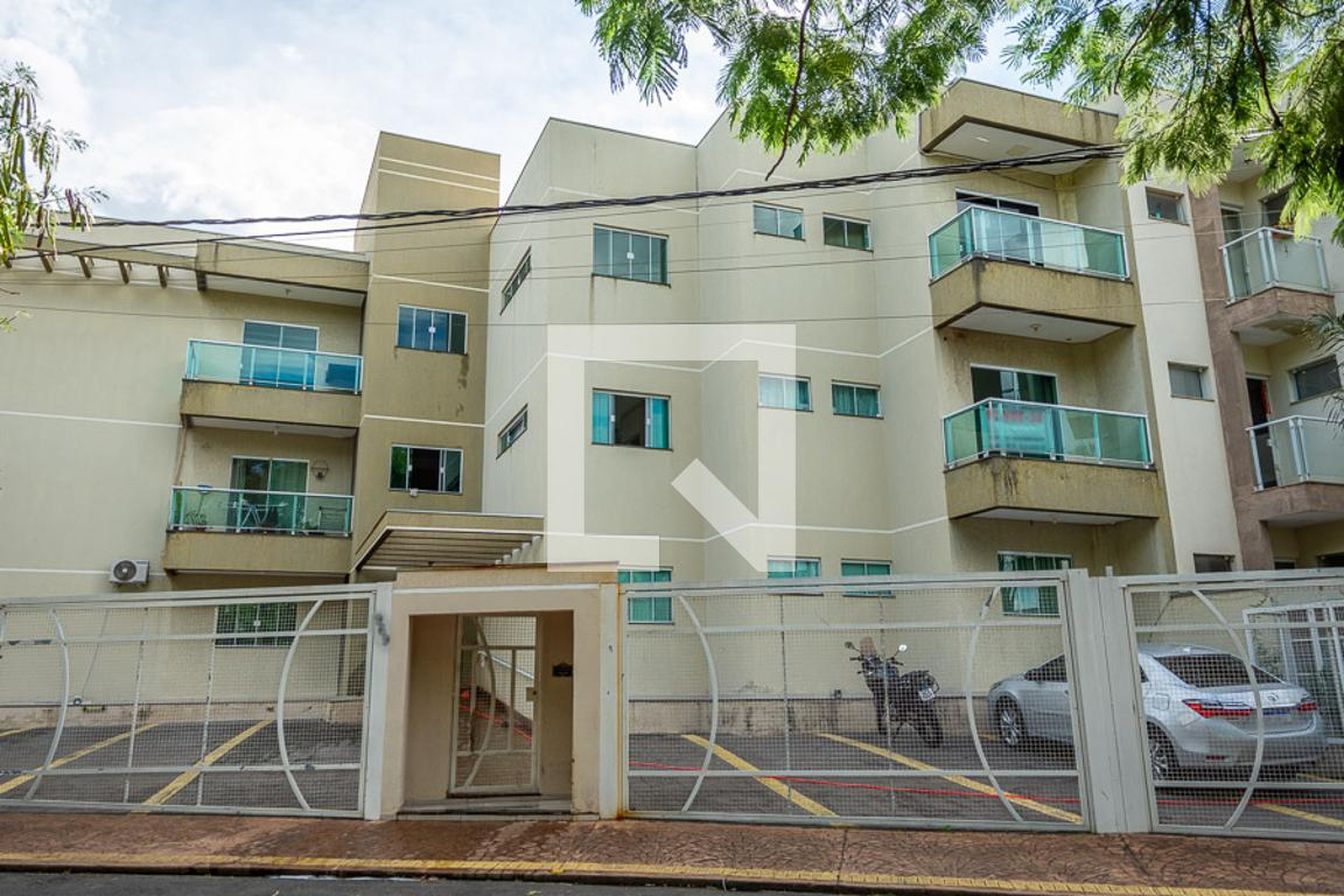 Fachada do condomínio Condomínio Santa Cecilia