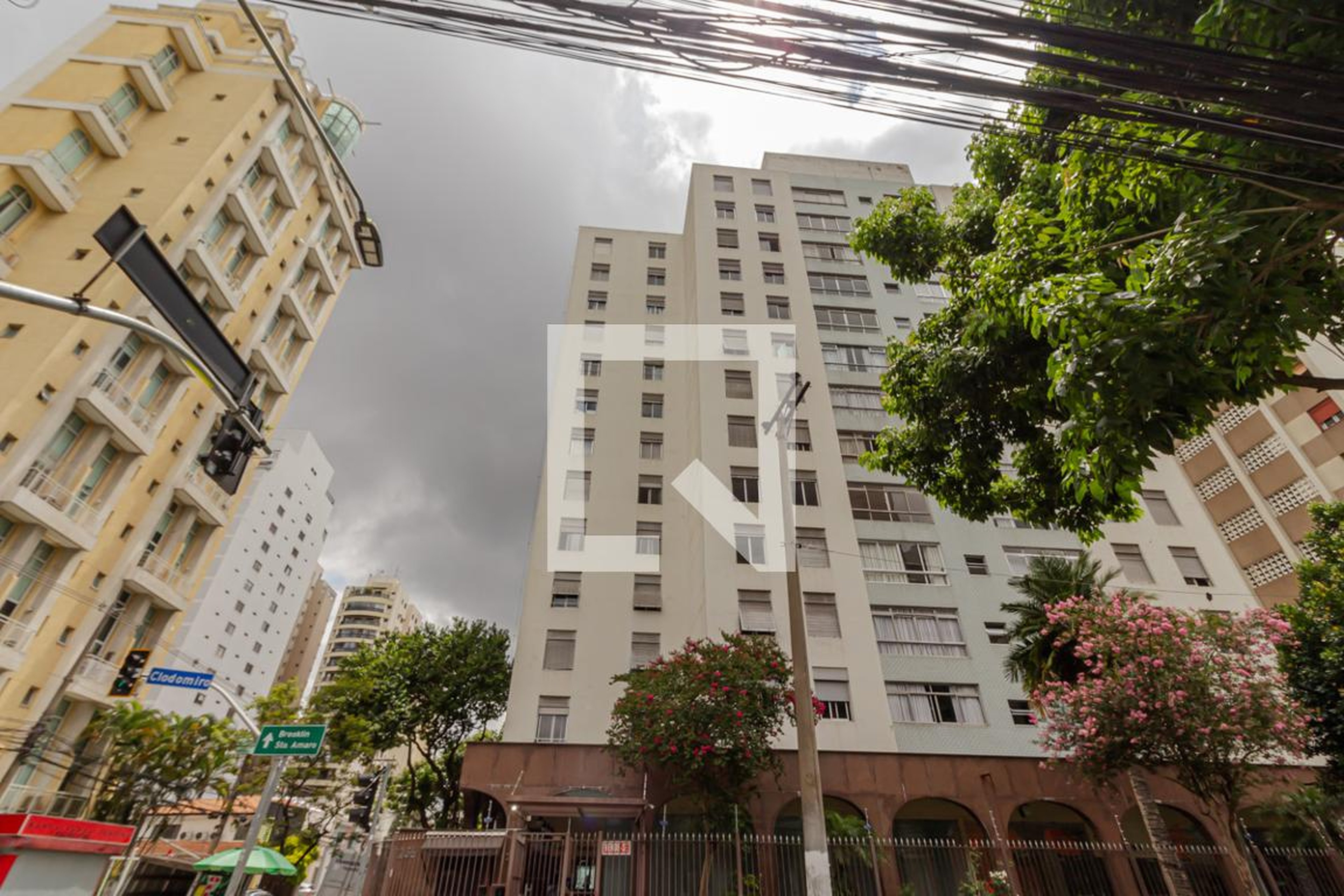 Fachada Condomínio Edifícios San Juan San Justin