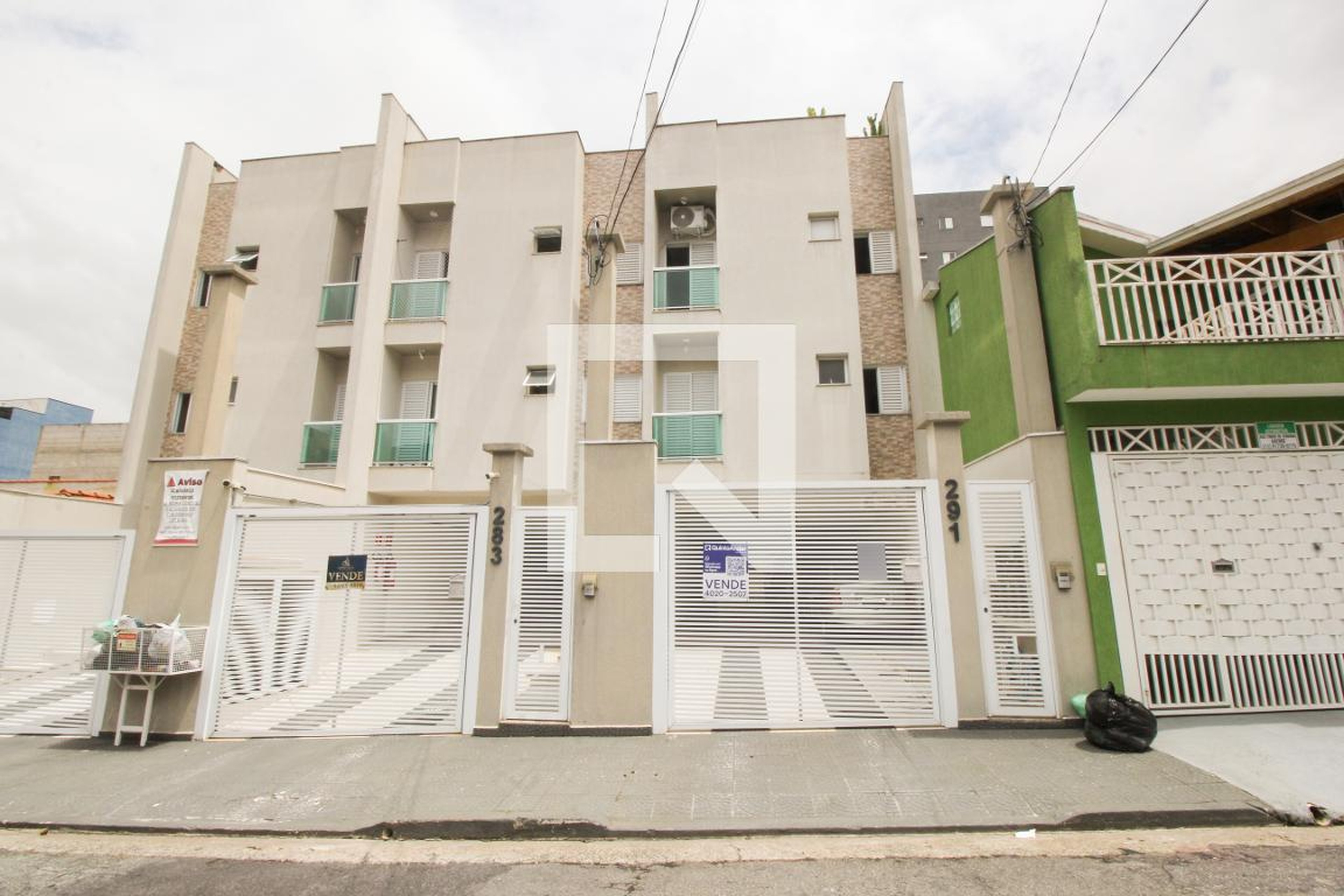 Fachada Condomínio em Rua Grécia, 291