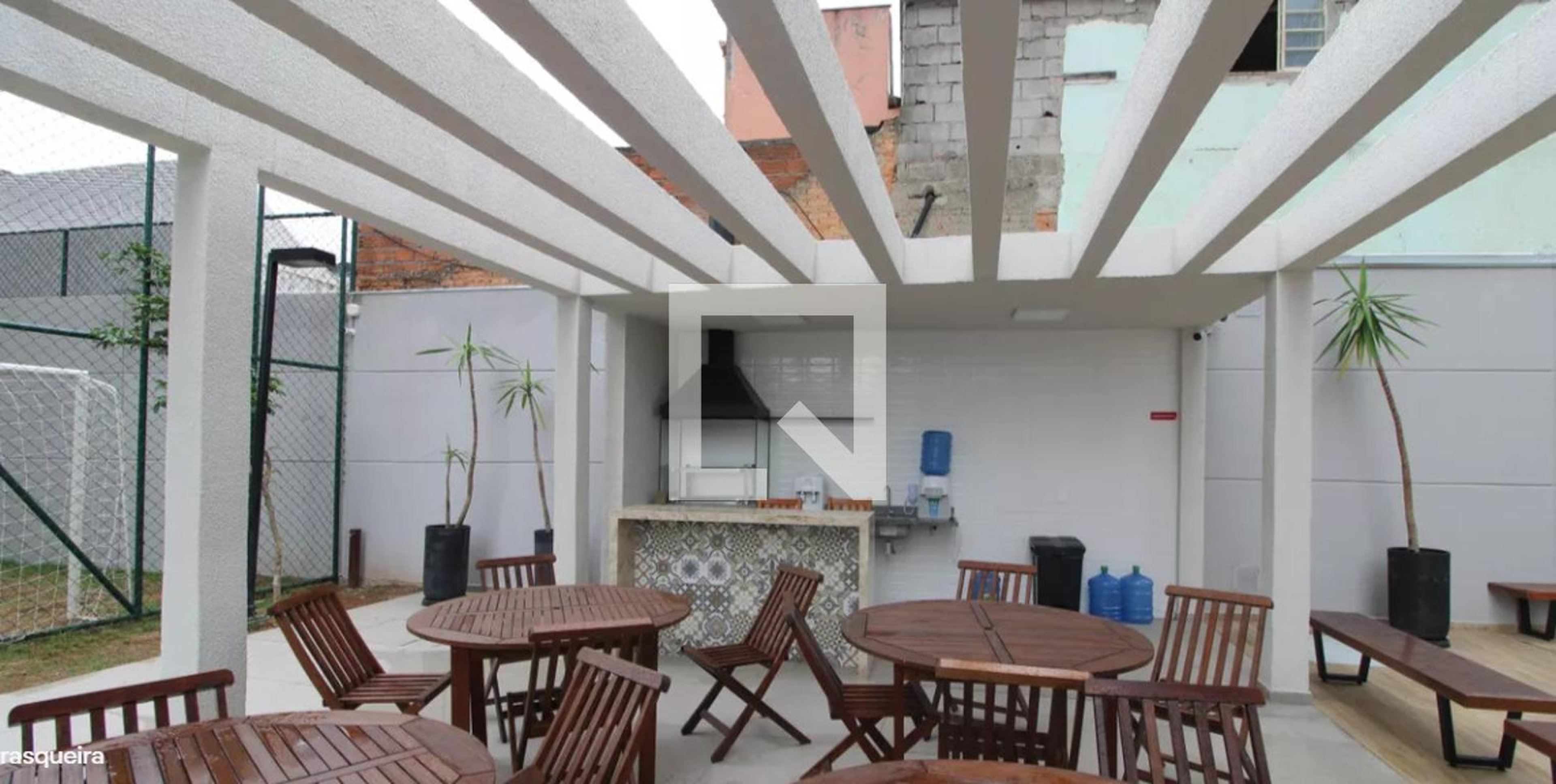 Área externa Condomínio em Avenida das Belezas, 604