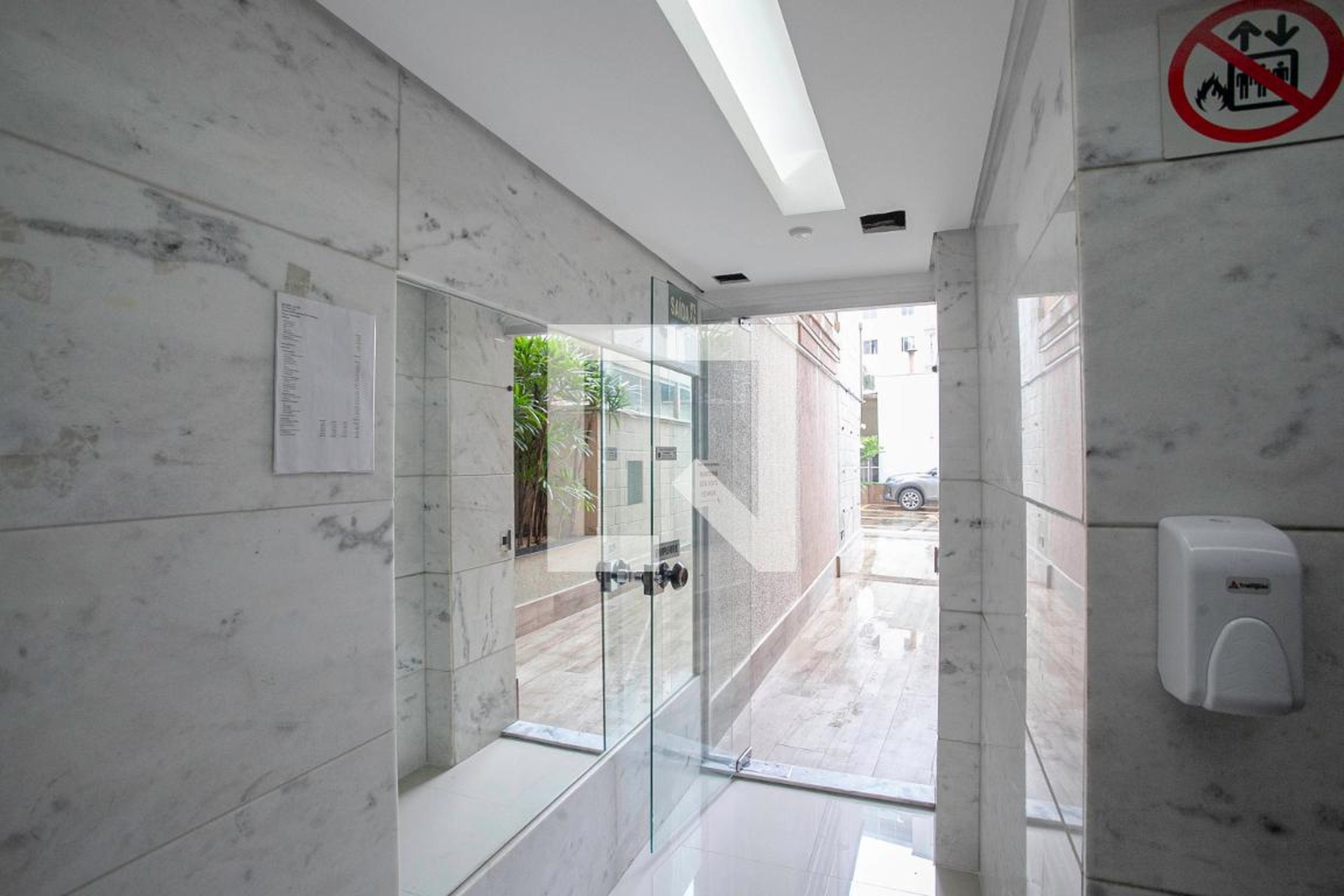 Hall social - Ed. LAVIE