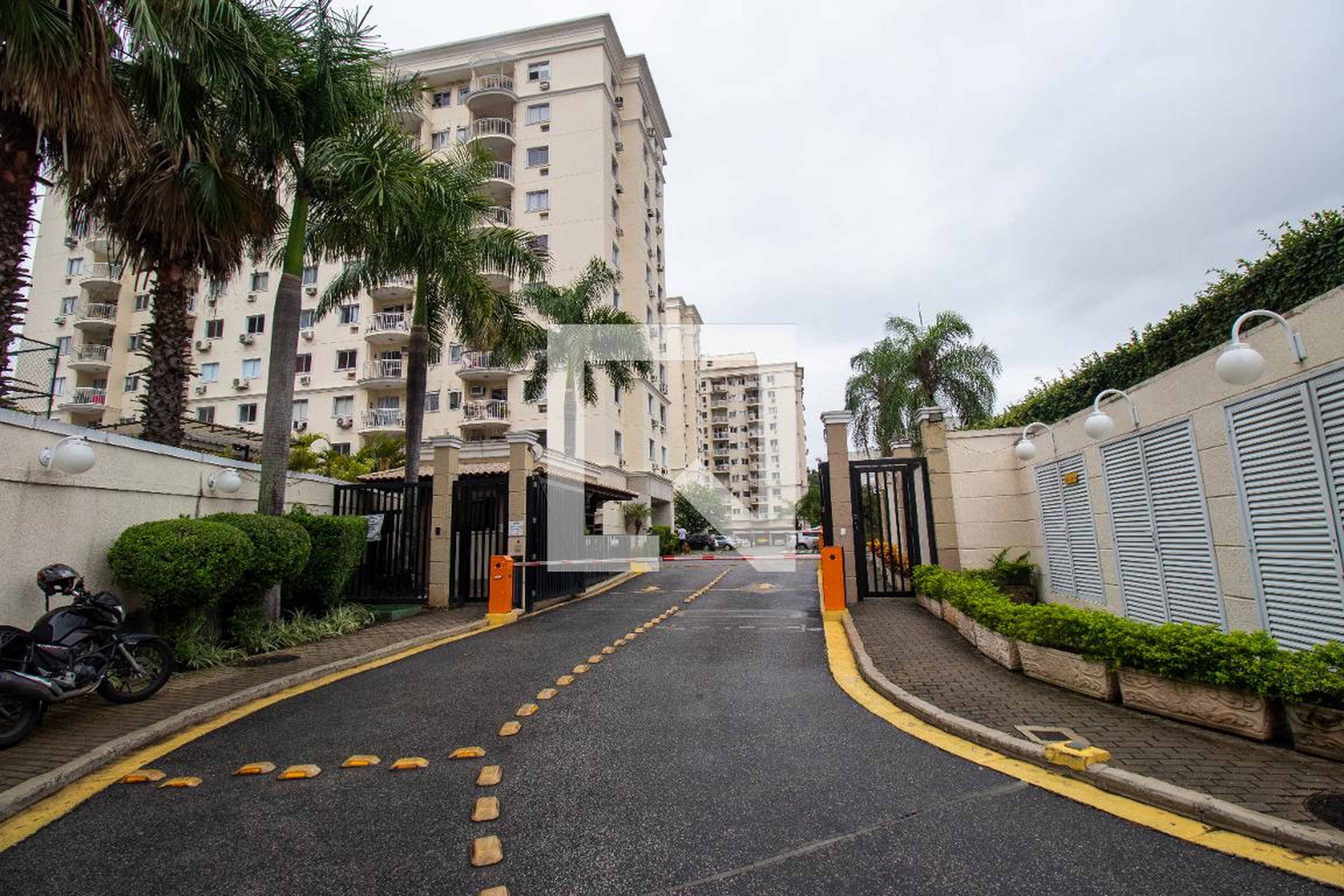 Fachada Condomínio Vila Imperial Residências