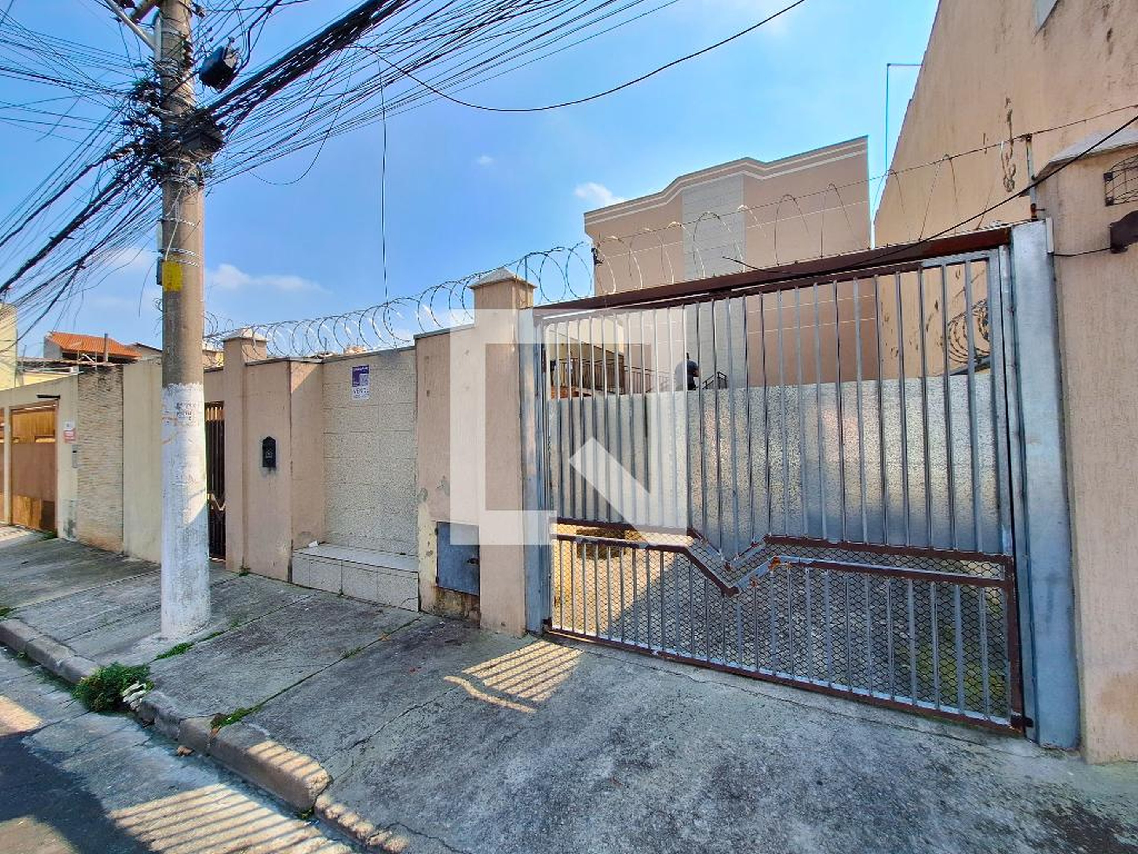 Fachada Condomínio em Rua Mariano Moro, 310