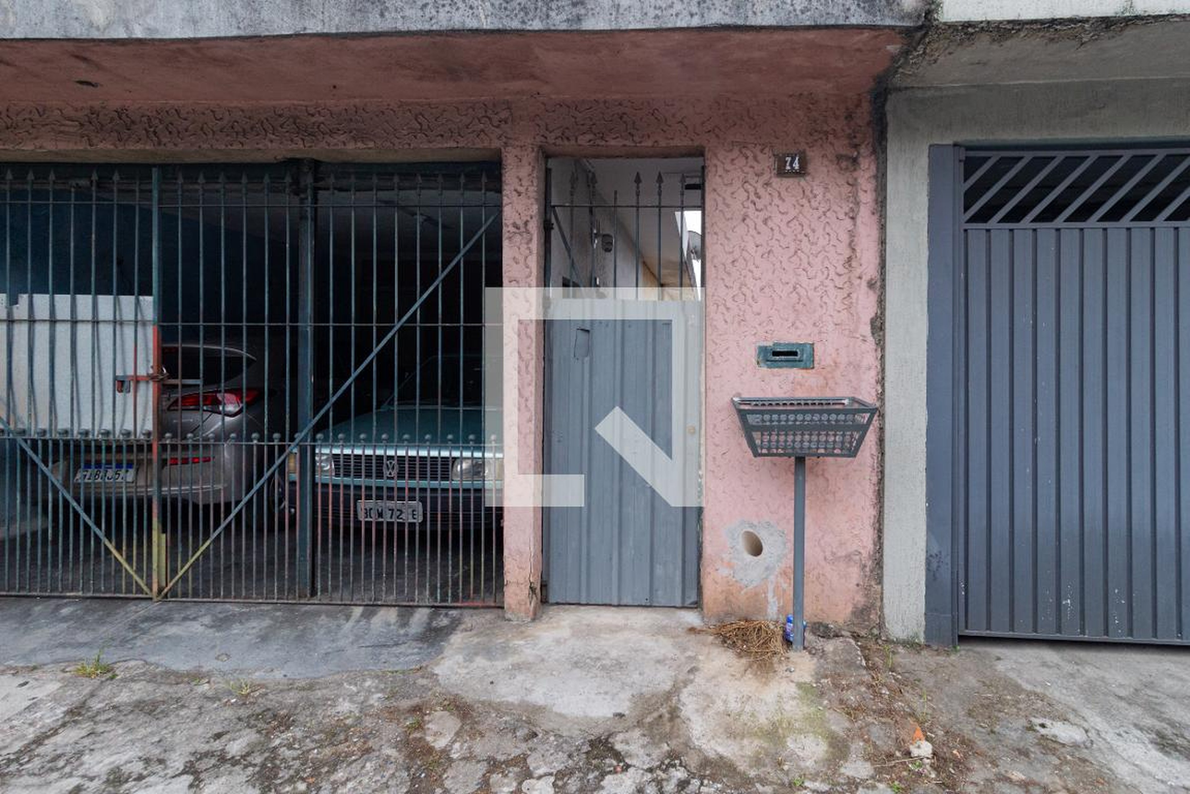 Fachada Condomínio em Rua Penápolis, 74