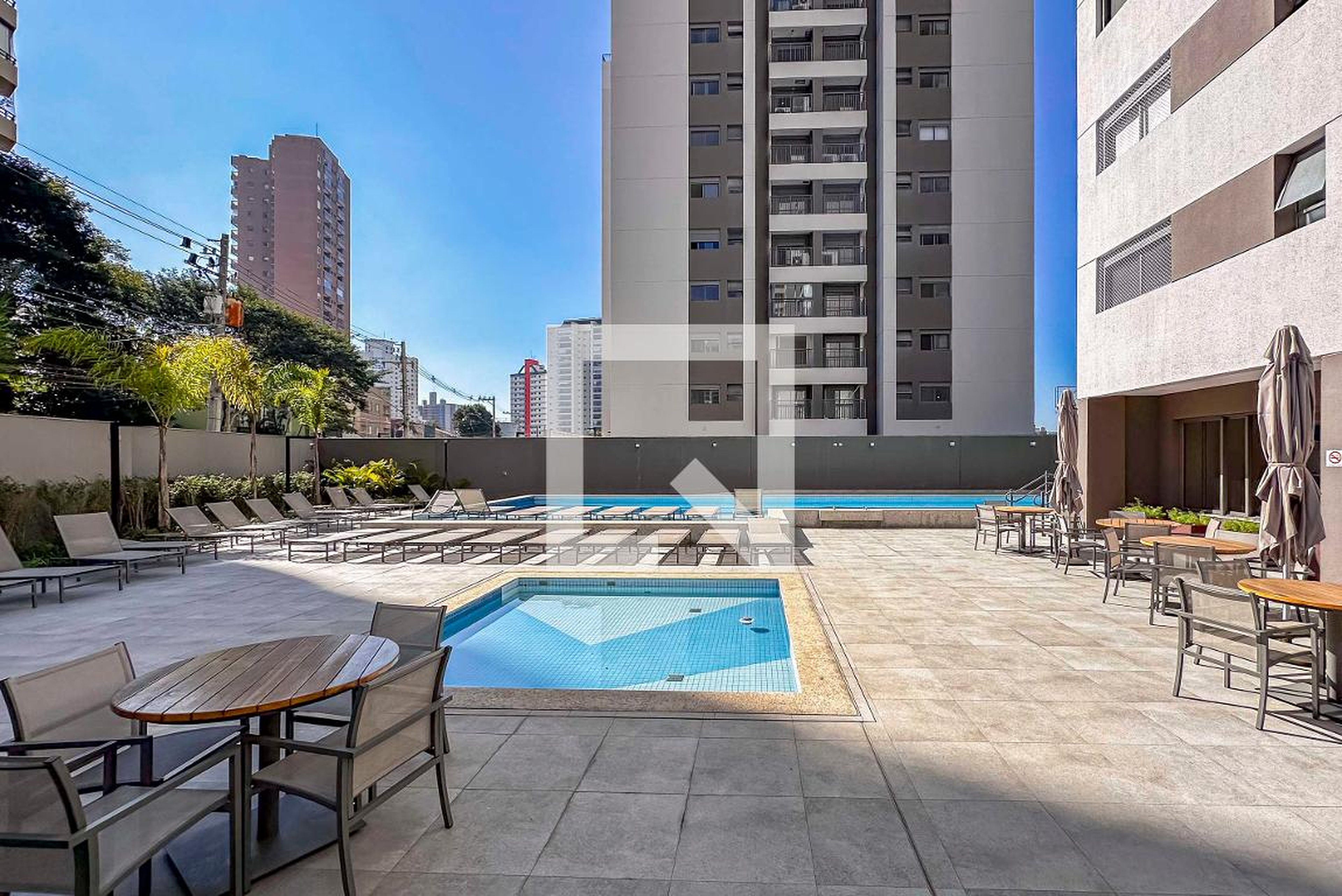 Piscina - The Address Diálogo construtora