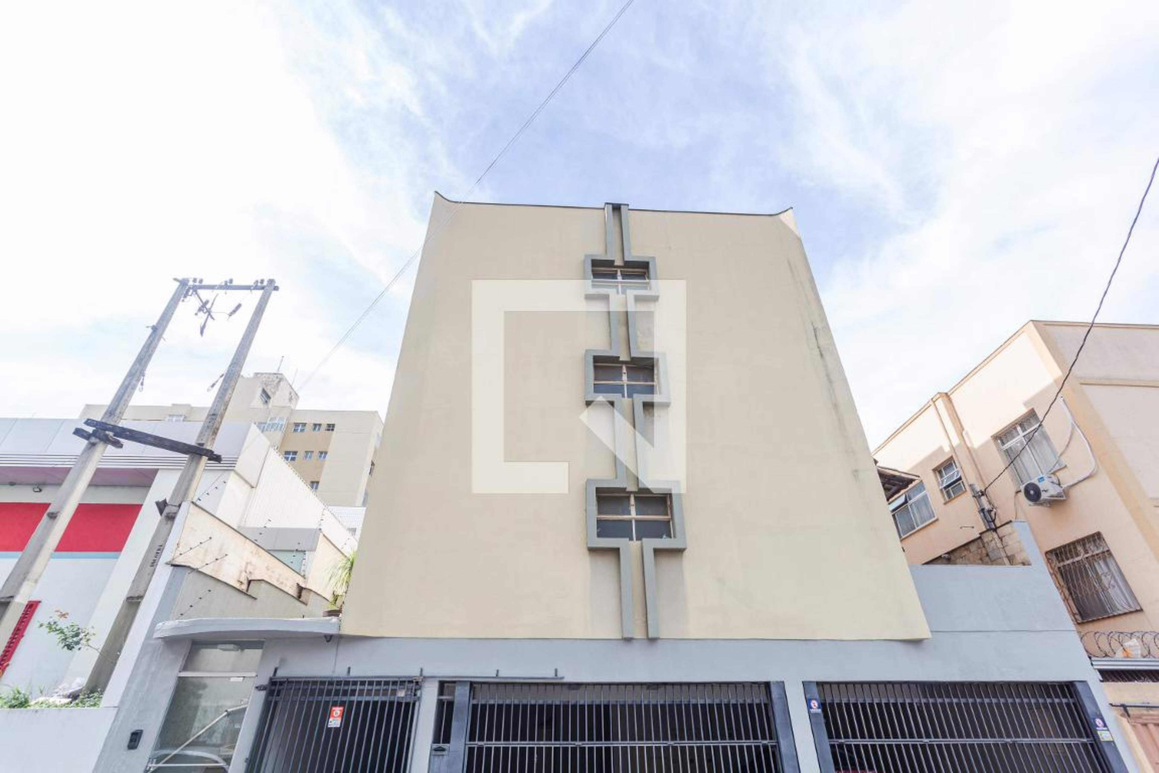 Fachada Condomínio em Rua Doutor Jarbas Vidal Gomes, 57