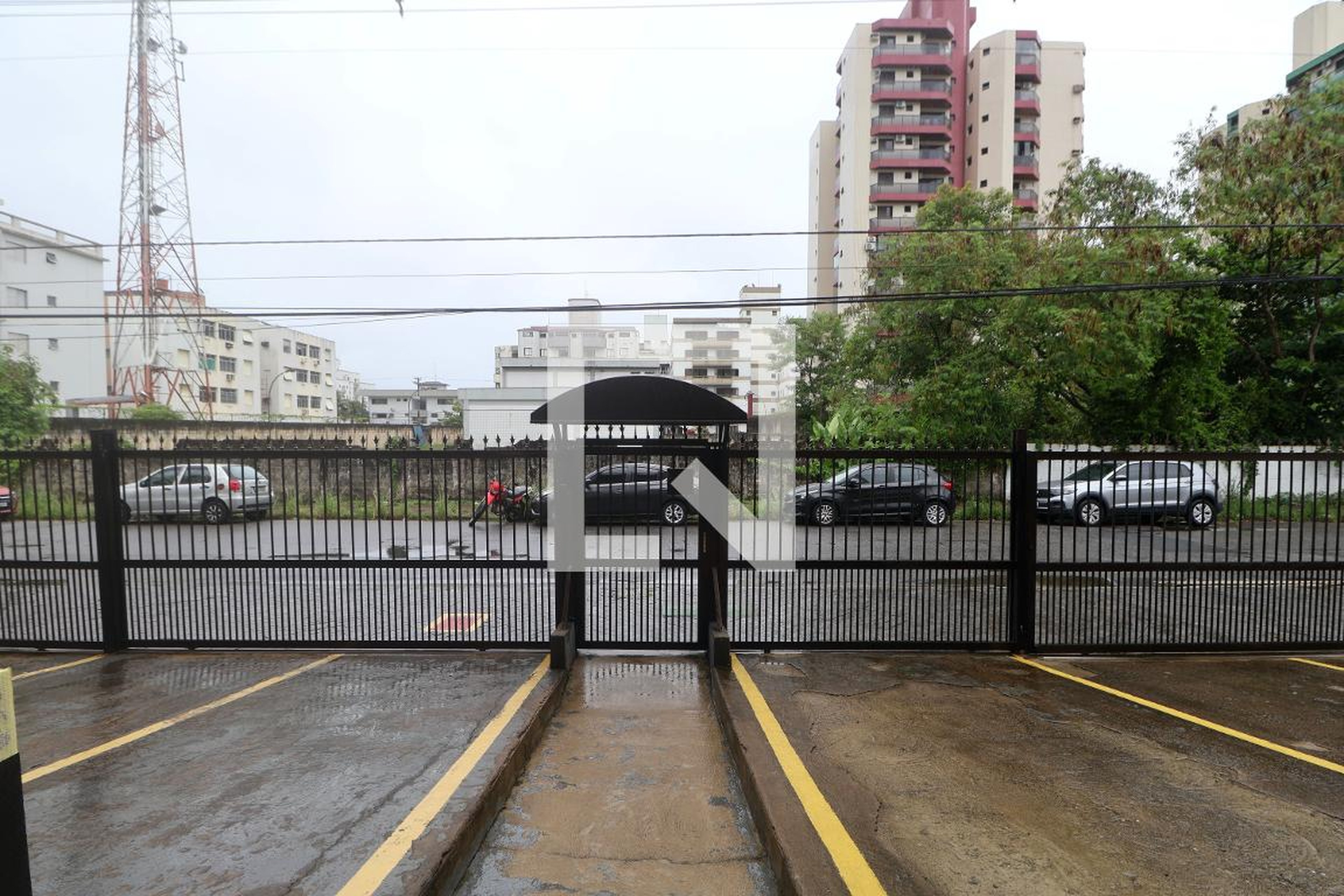 Fachada Condomínio em Rua José da Silva Rainho, 361