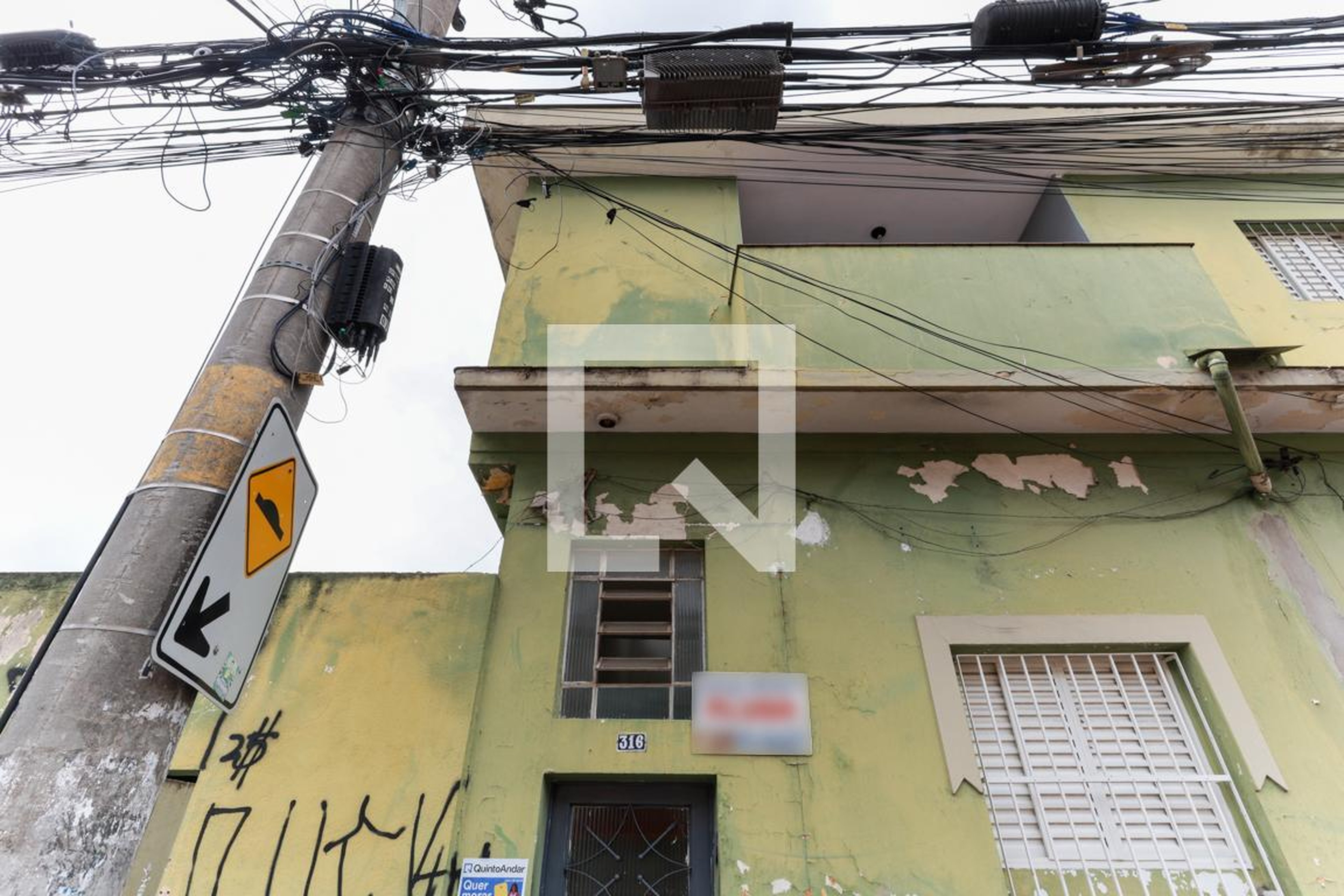 Fachada do prédio Condomínio em Rua Armando Coelho Silva, 316