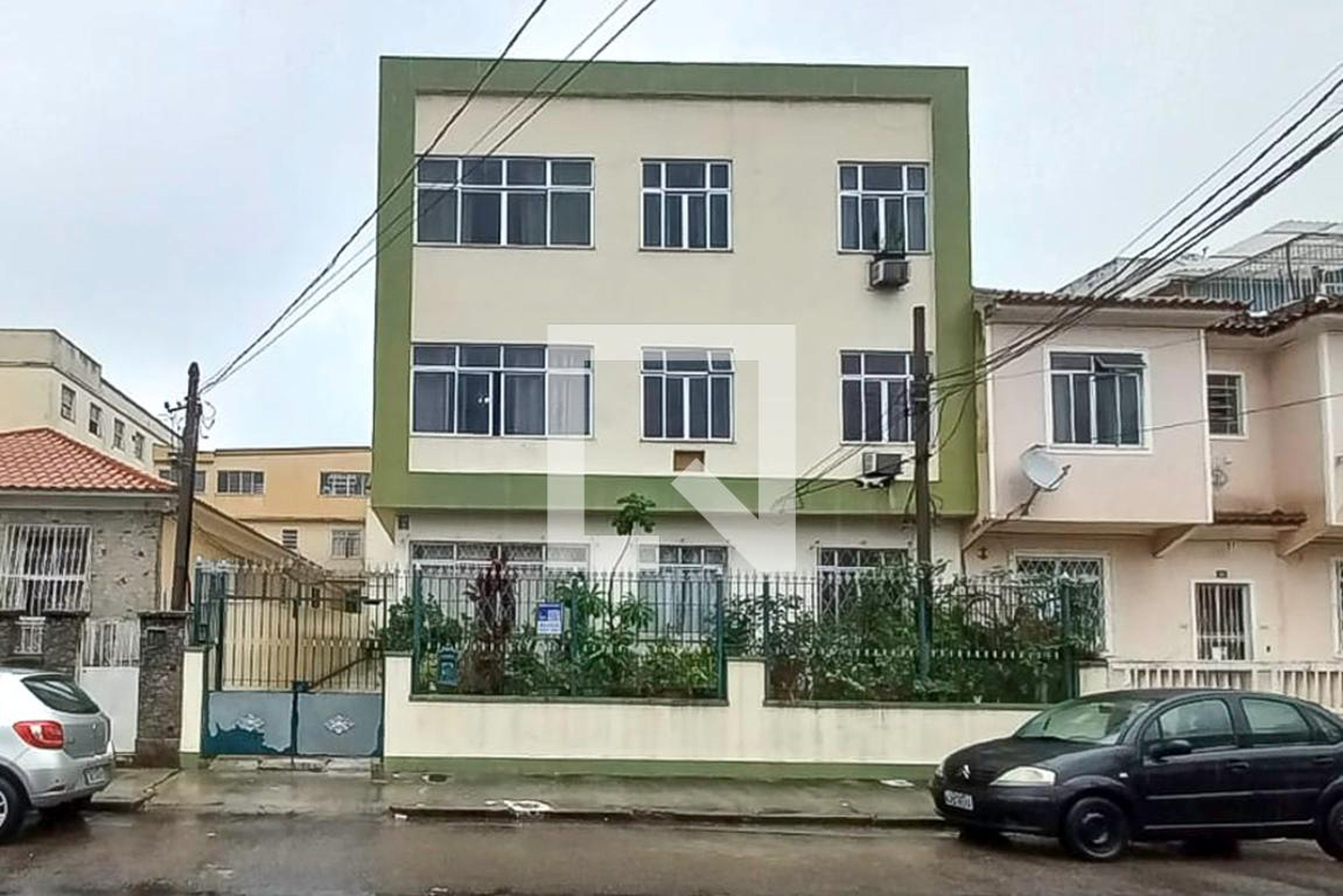 Fachada do Prédio Condomínio em Rua Alice Tibiriçá, 129