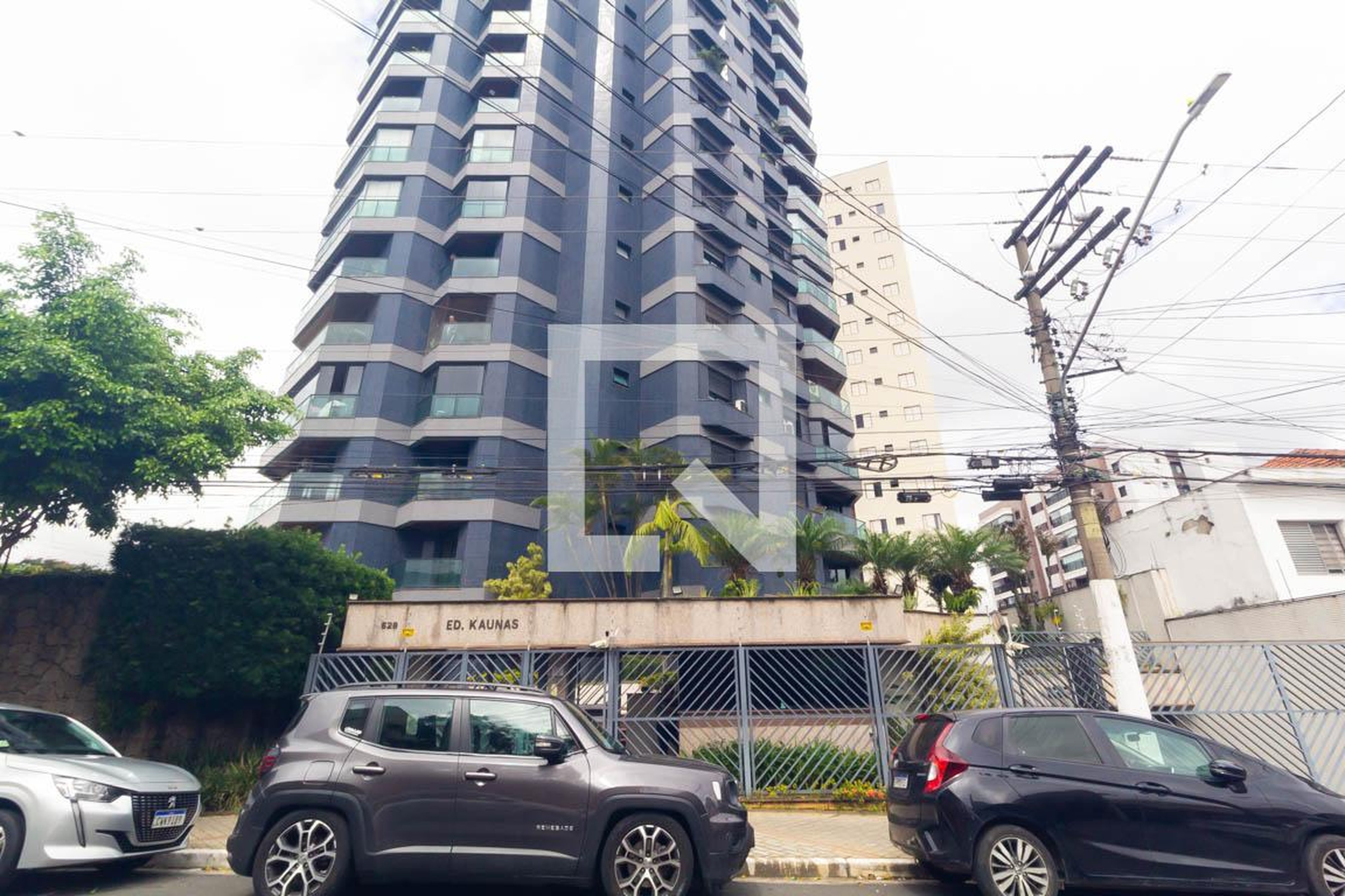 Fachada Condomínio em Rua Doutor Roberto Feijó, 114