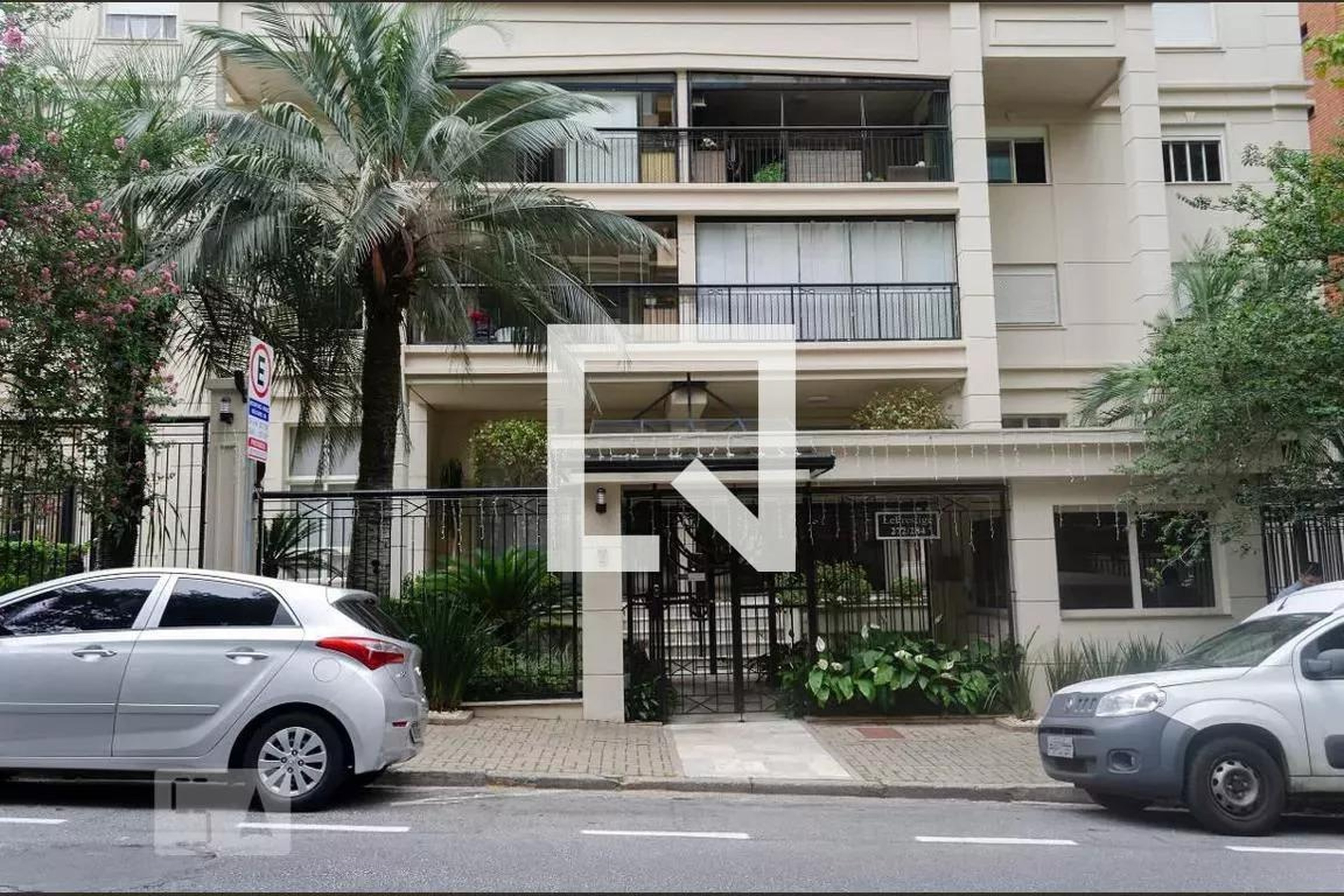 Fachada Condomínio Le Prestige