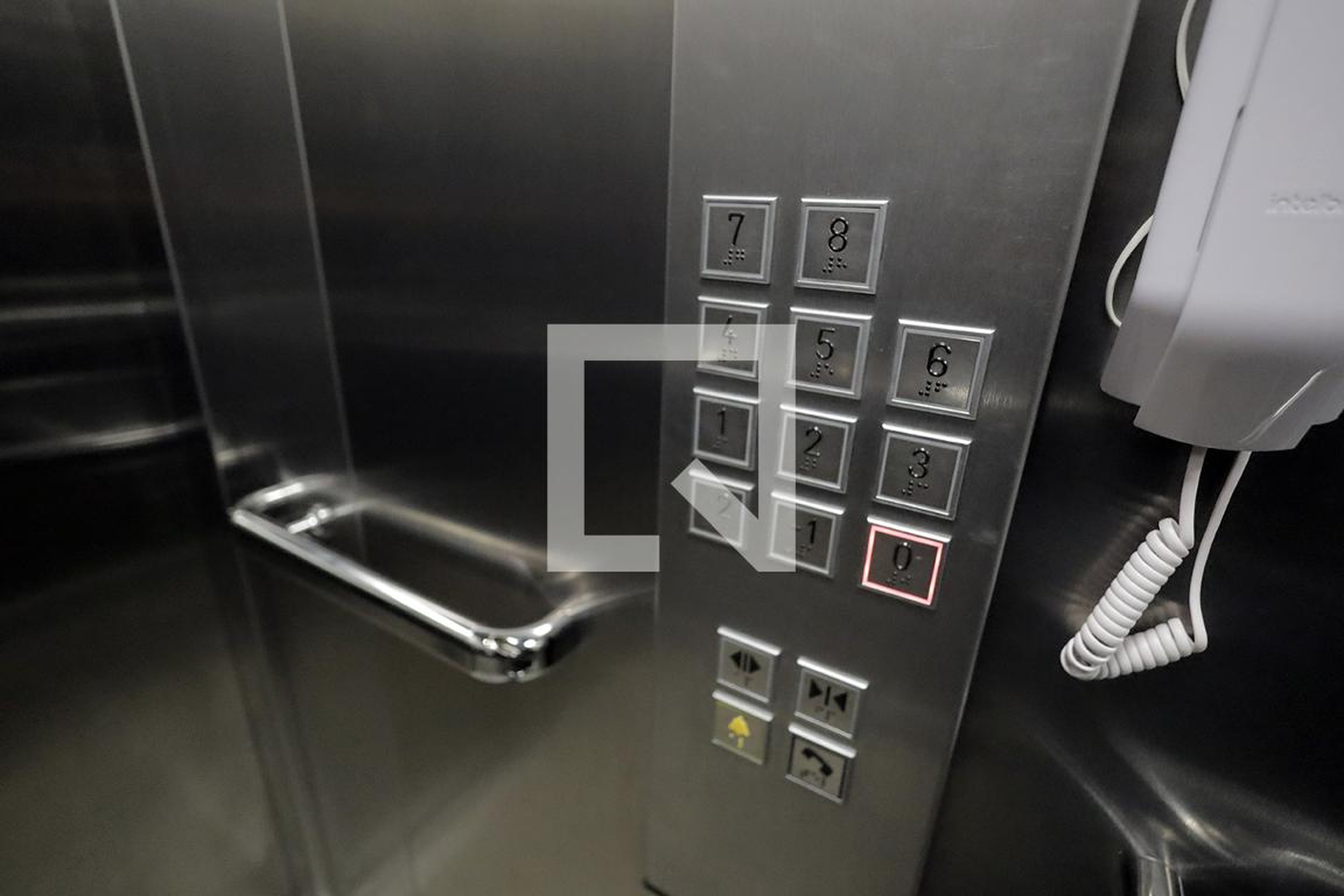 Elevador - Edifício Smart