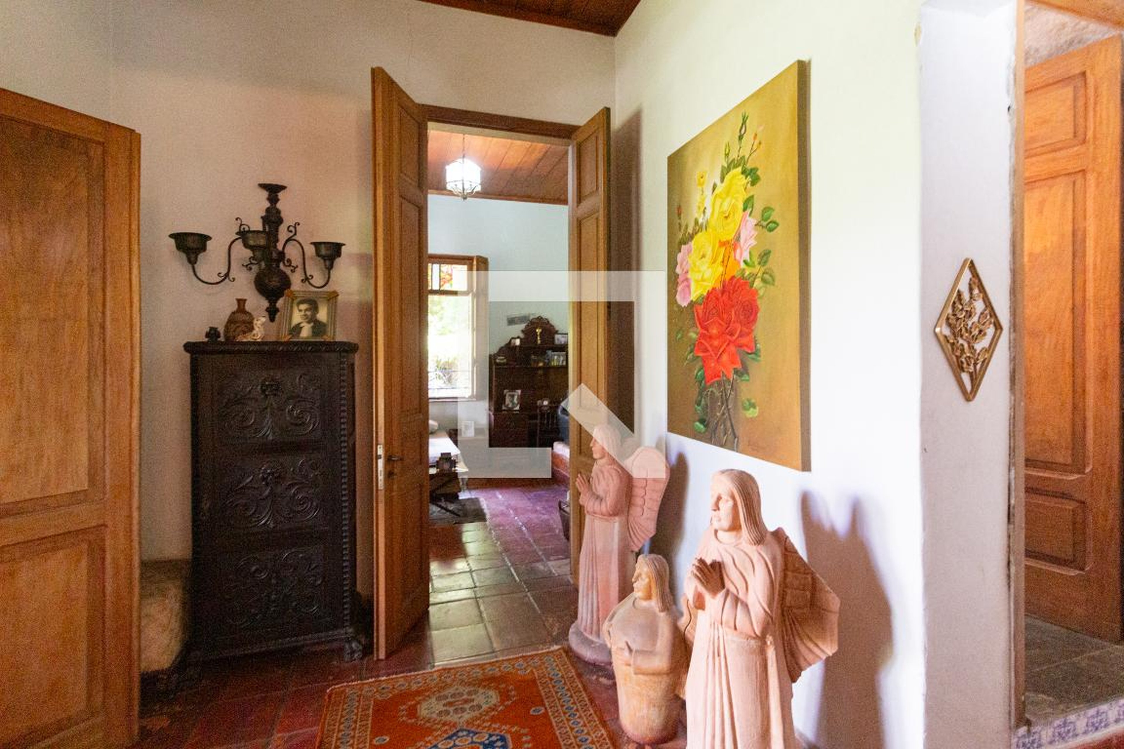 Hall de entrada Condomínio em Rua da Invernada, 37