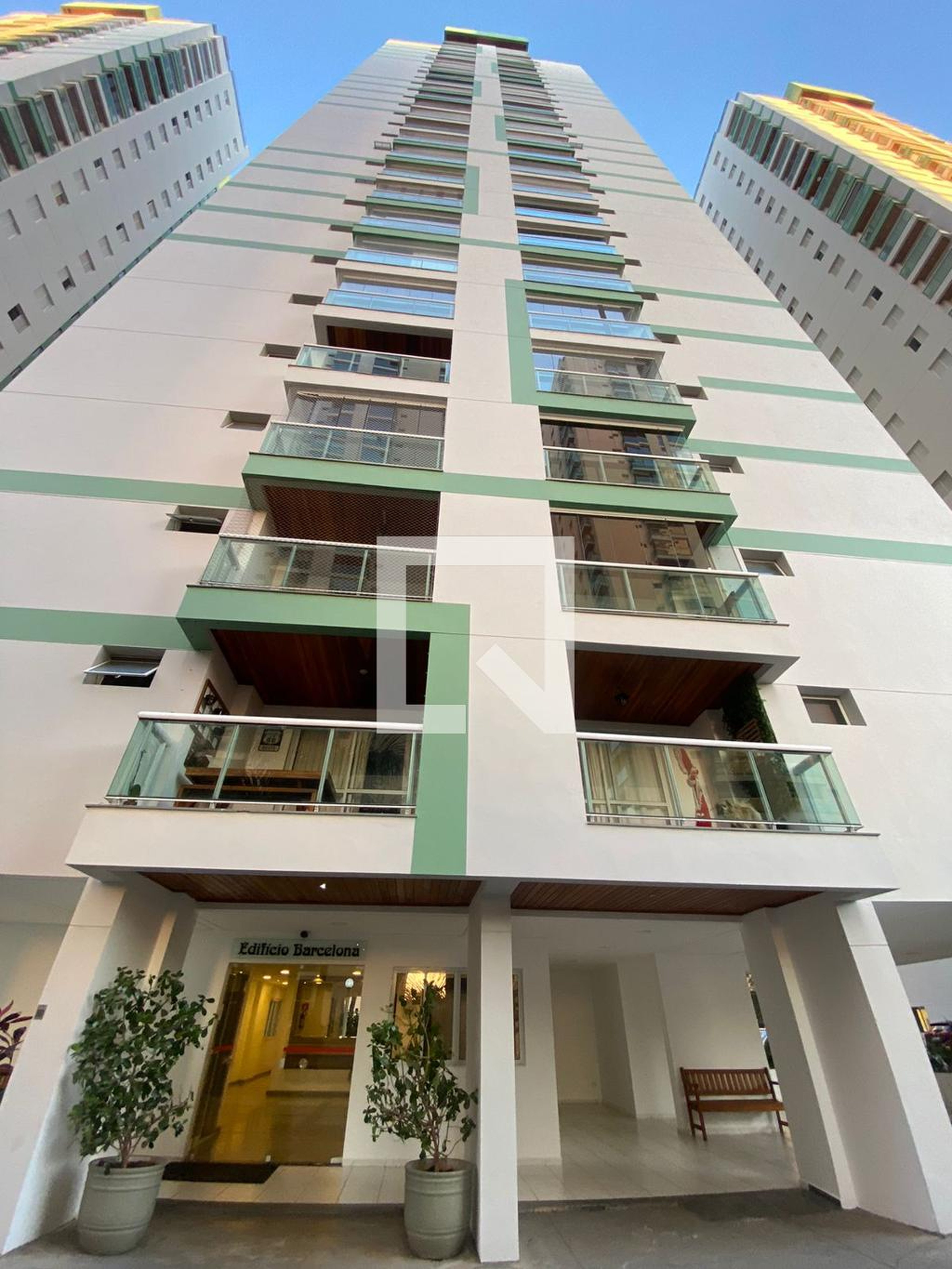 Fachada Condomínio Castanheira