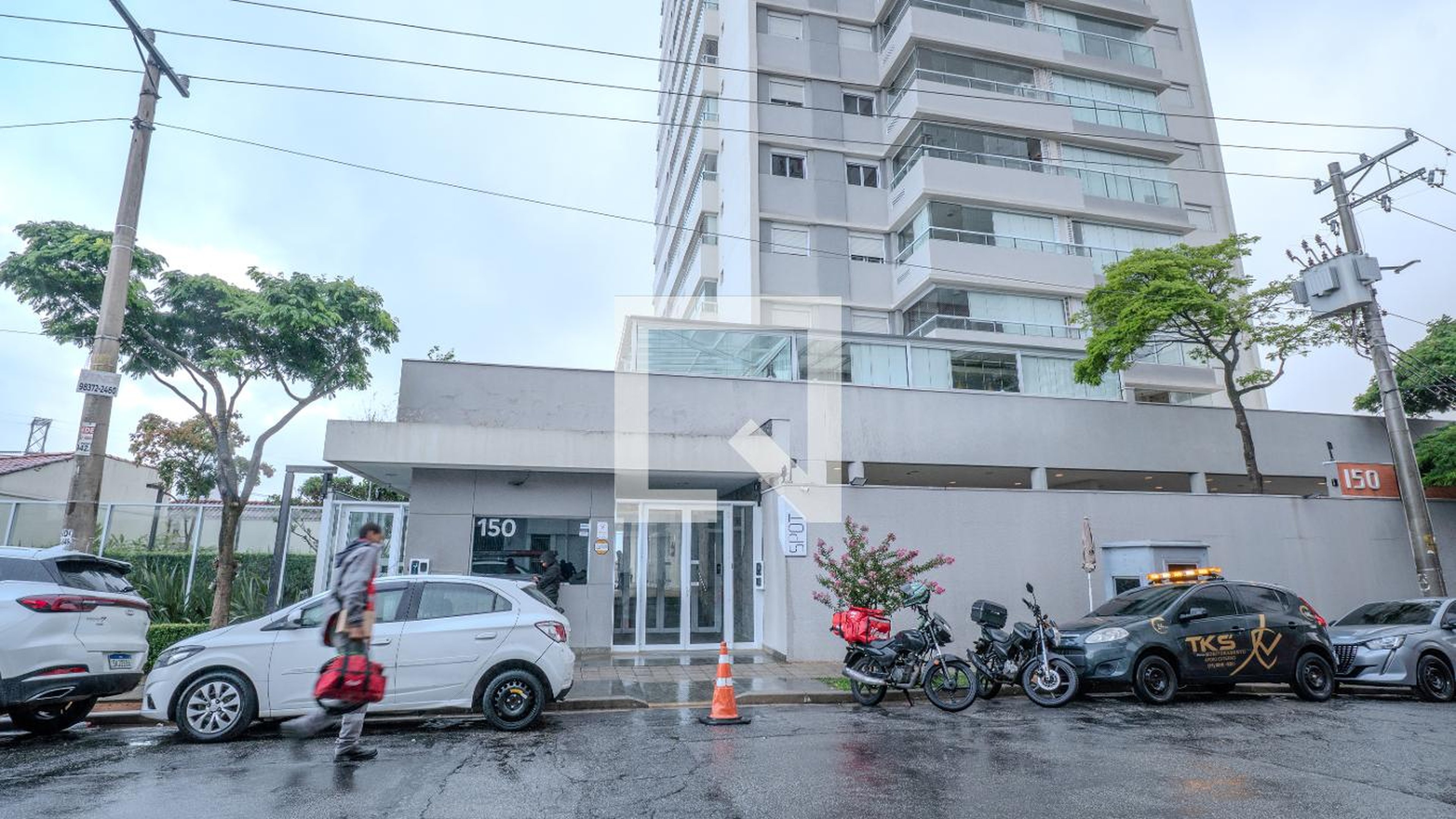 Fachada Condomínio Spot