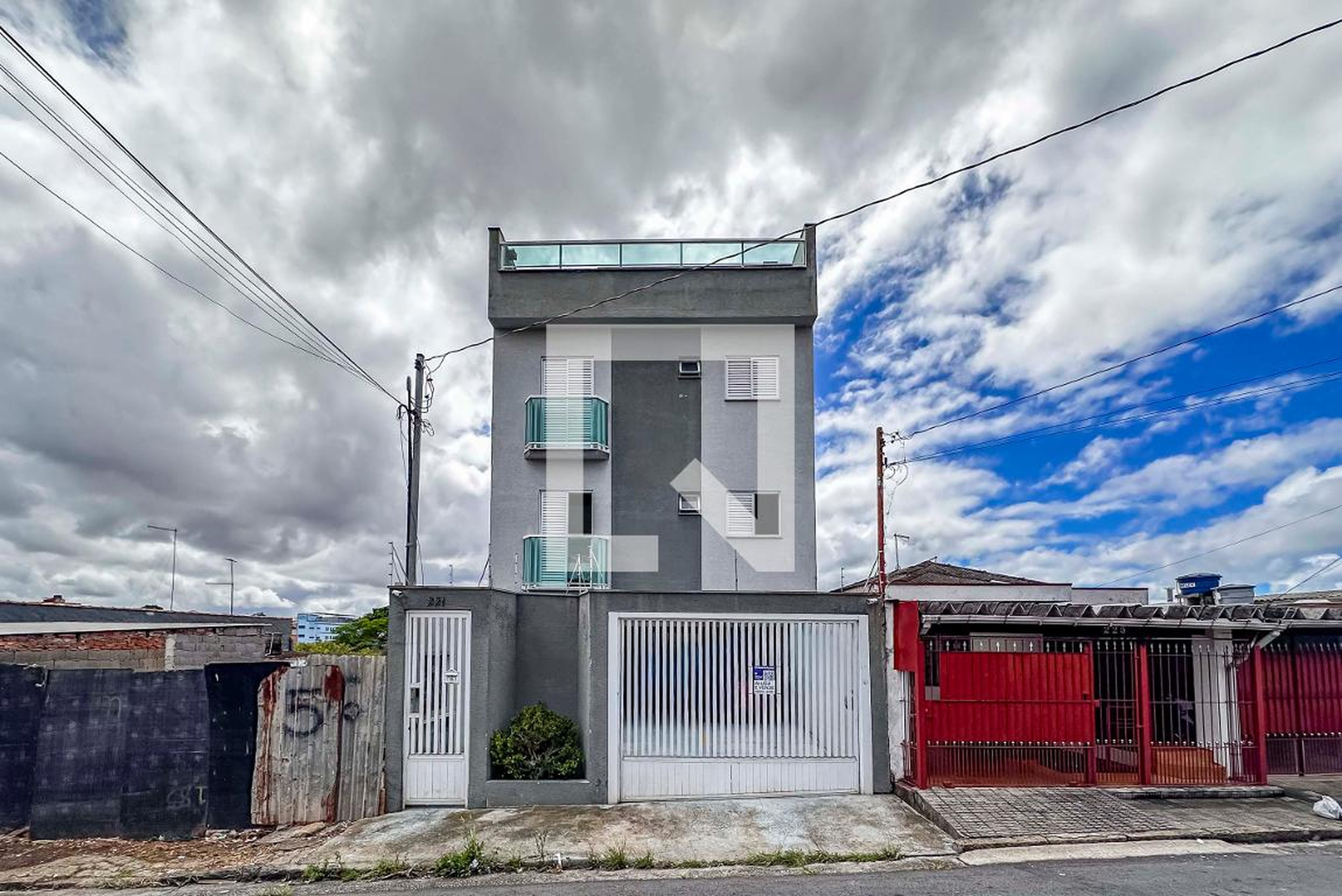 Fachada Condomínio em Rua Bauru, 221